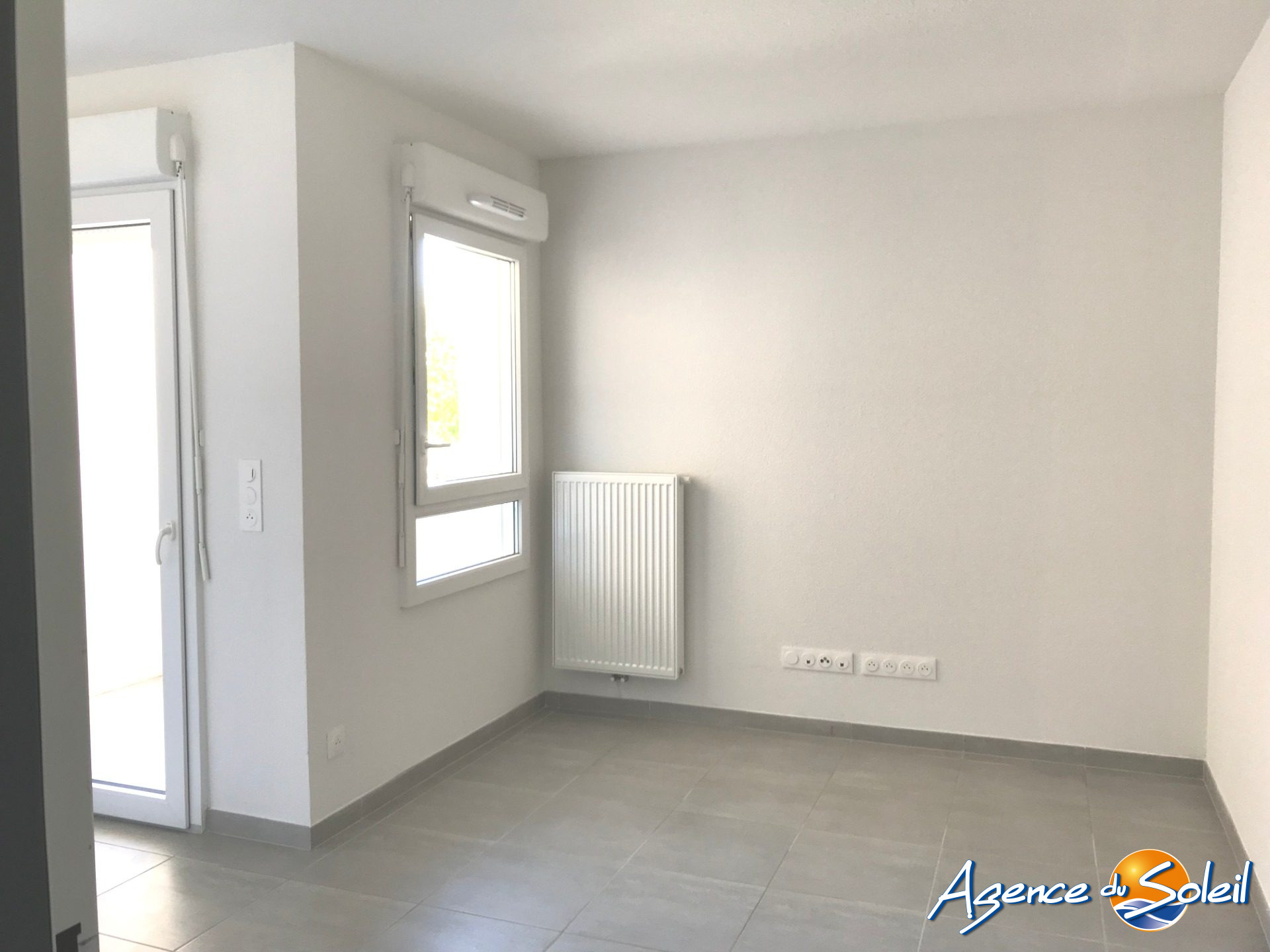 Appartement en location à Frontignan - Agence du Soleil (Réf. 33-8083-AGENCEDUSOLEIL)