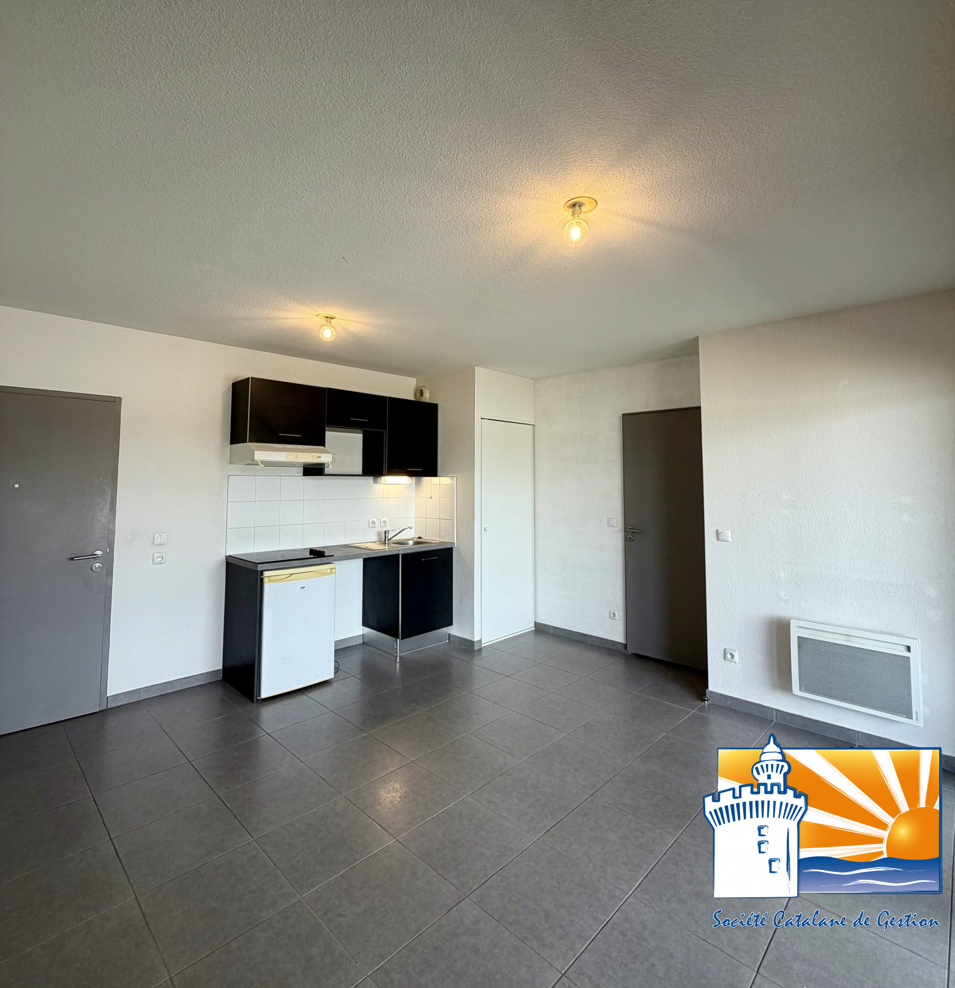Cuisine - Appartement Saint-Cyprien (Réf. 07-704-AGENCEDUSOLEIL)
