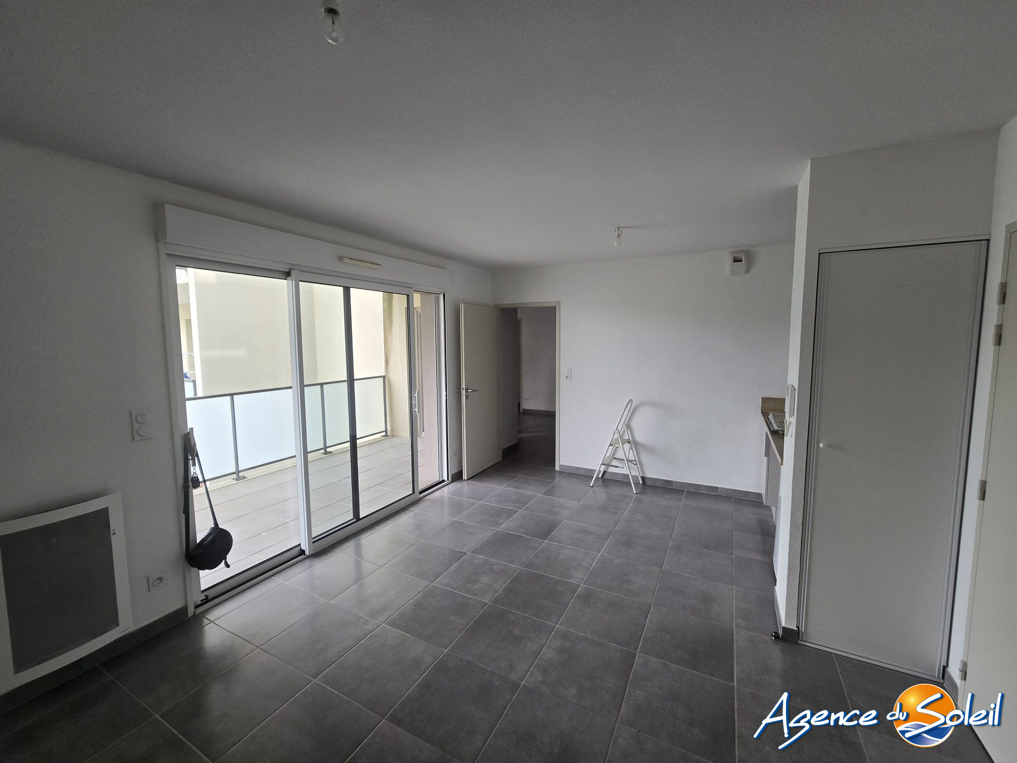 Vue intérieure - Appartement Narbonne (Réf. 04-4189-AGENCEDUSOLEIL)