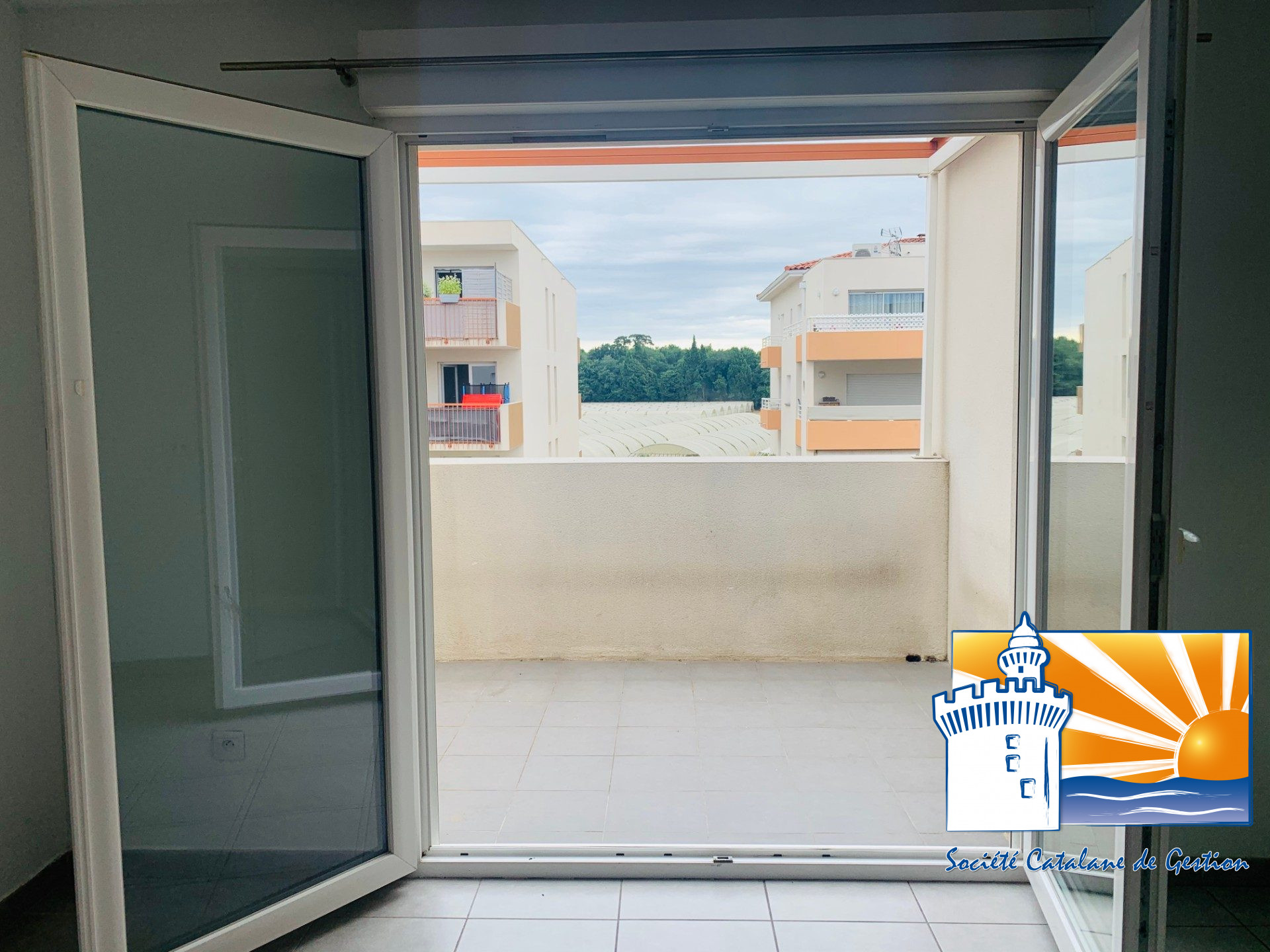 Salle de bain - Appartement Saint-Cyprien (Réf. 07-422-AGENCEDUSOLEIL)