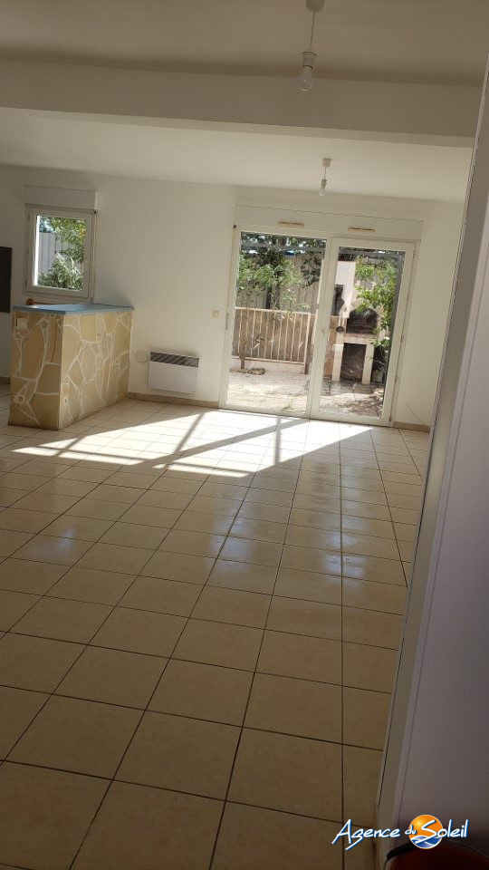 Chambre - Maison Peyriac-de-Mer (Réf. 04-7279-AGENCEDUSOLEIL)