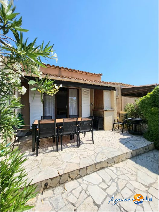 Vue intérieure - Maison Saint-Pierre-la-Mer (Réf. 04-4881-AGENCEDUSOLEIL)