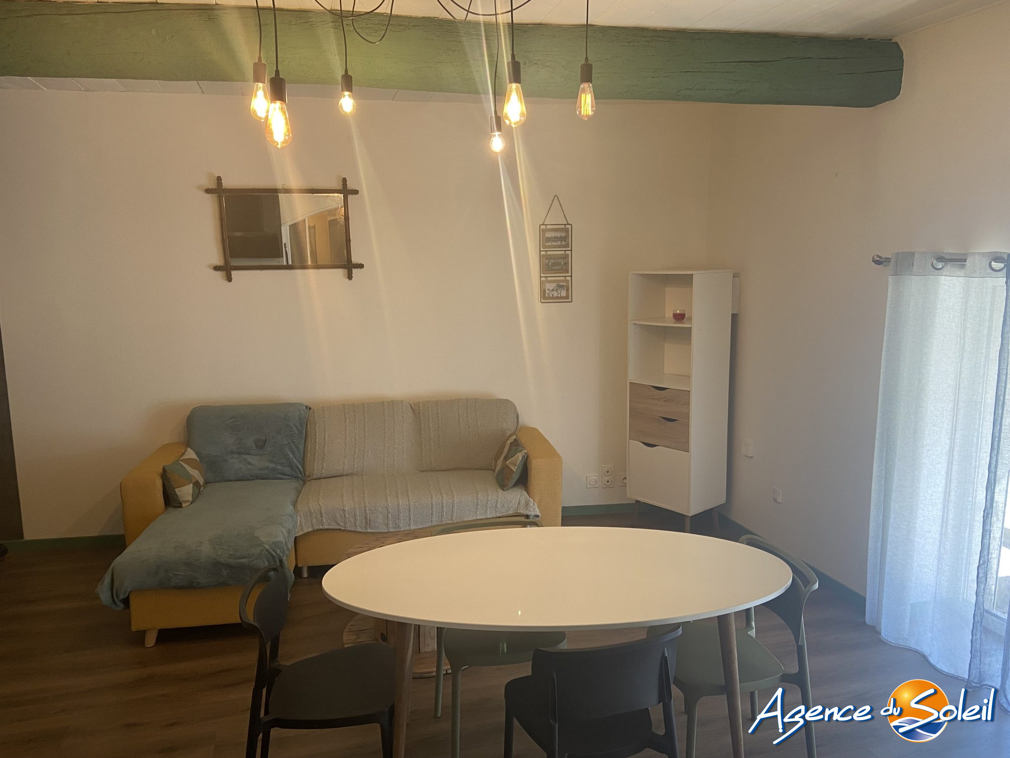 Cuisine - Maison Oupia (Réf. 27-2836-AGENCEDUSOLEIL)