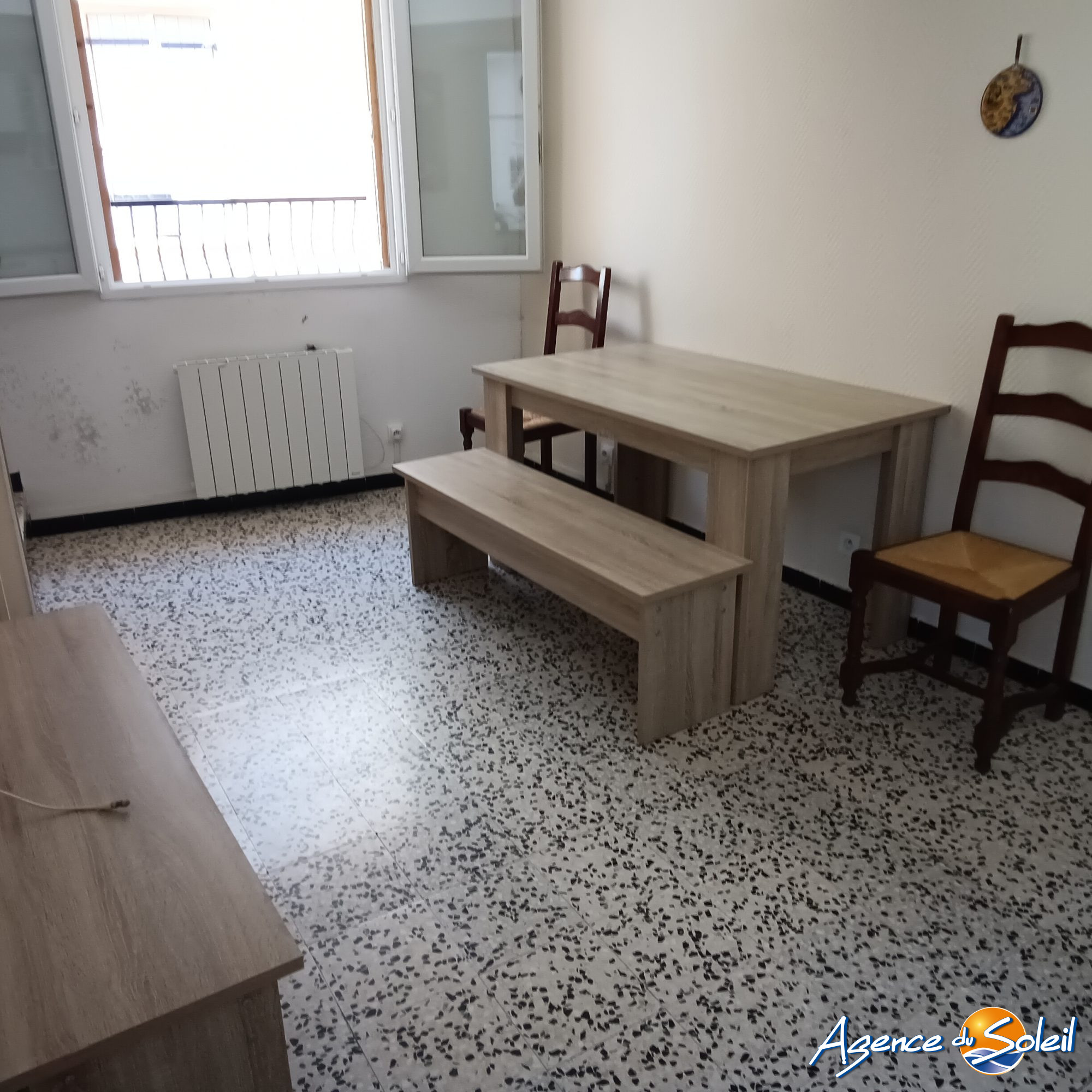 Chambre - Maison Rivesaltes (Réf. 08-5441-AGENCEDUSOLEIL)