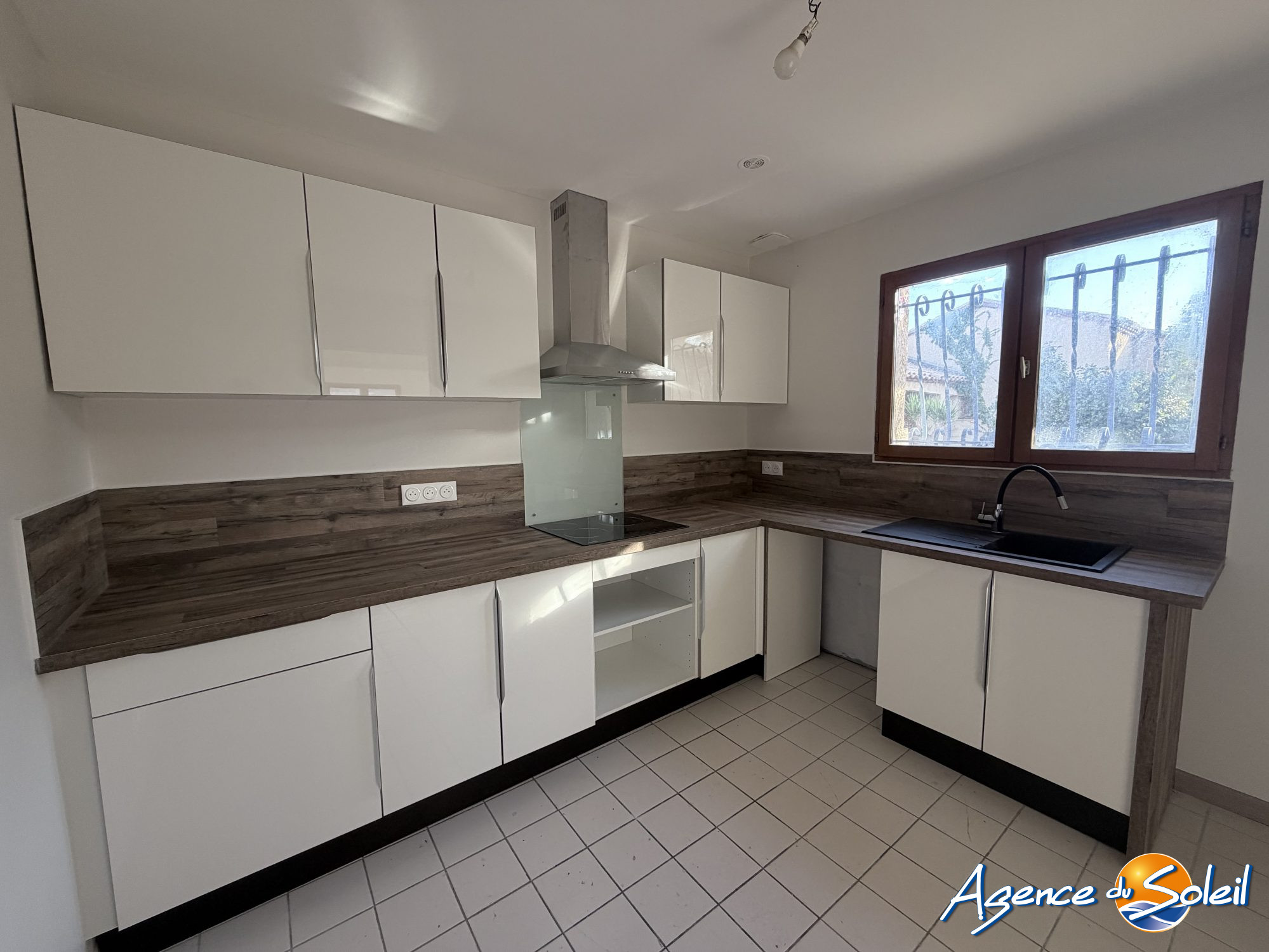 Maison en location à Sigean - Agence du Soleil (Réf. 05-3642-AGENCEDUSOLEIL)
