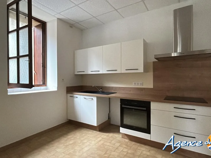 Immobilier pro à louer à Lézignan-Corbières - 57 m2