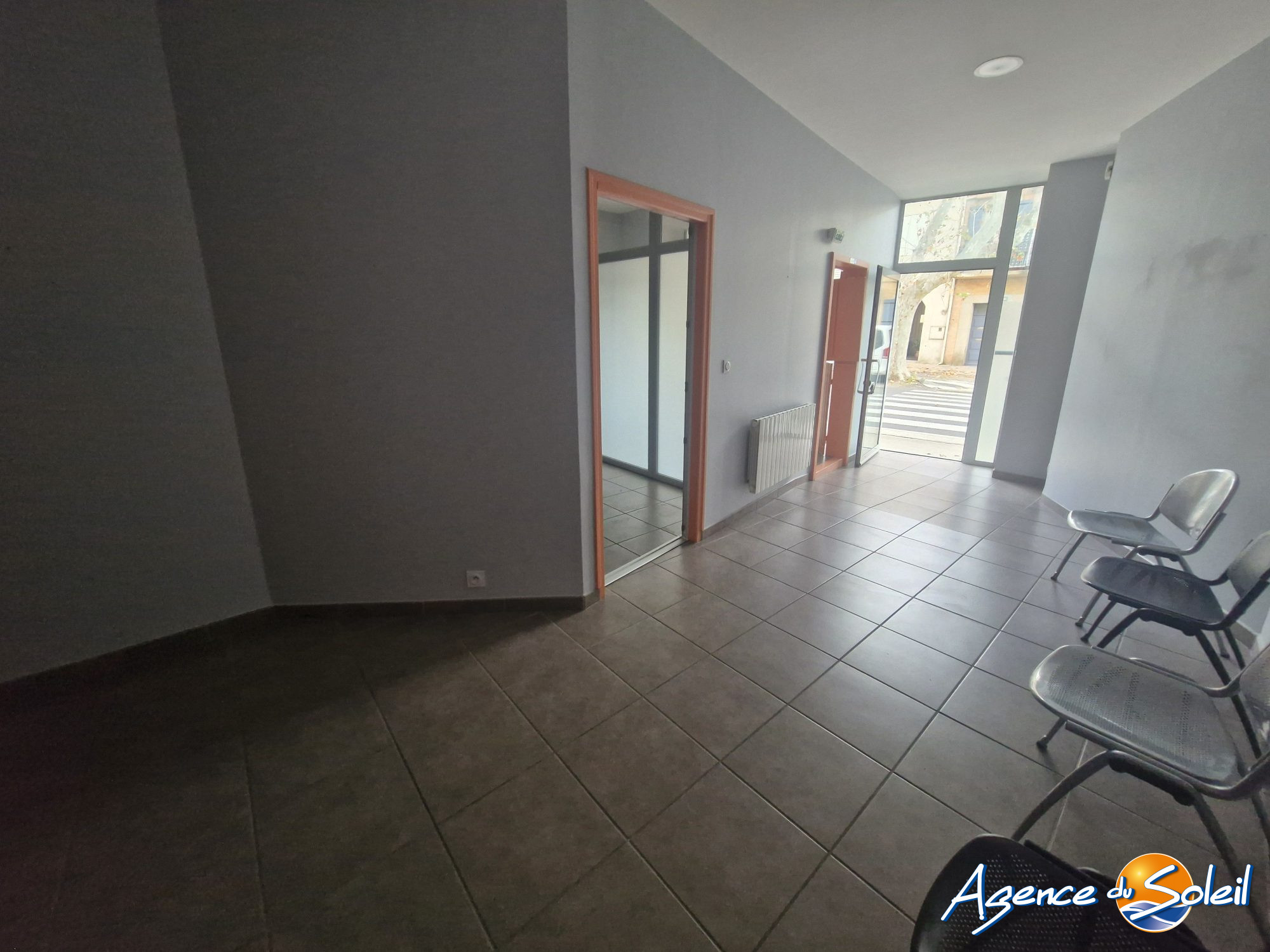 Immobilier Pro en location à Lézignan-Corbières - Agence du Soleil (Réf. 27-2856-AGENCEDUSOLEIL)