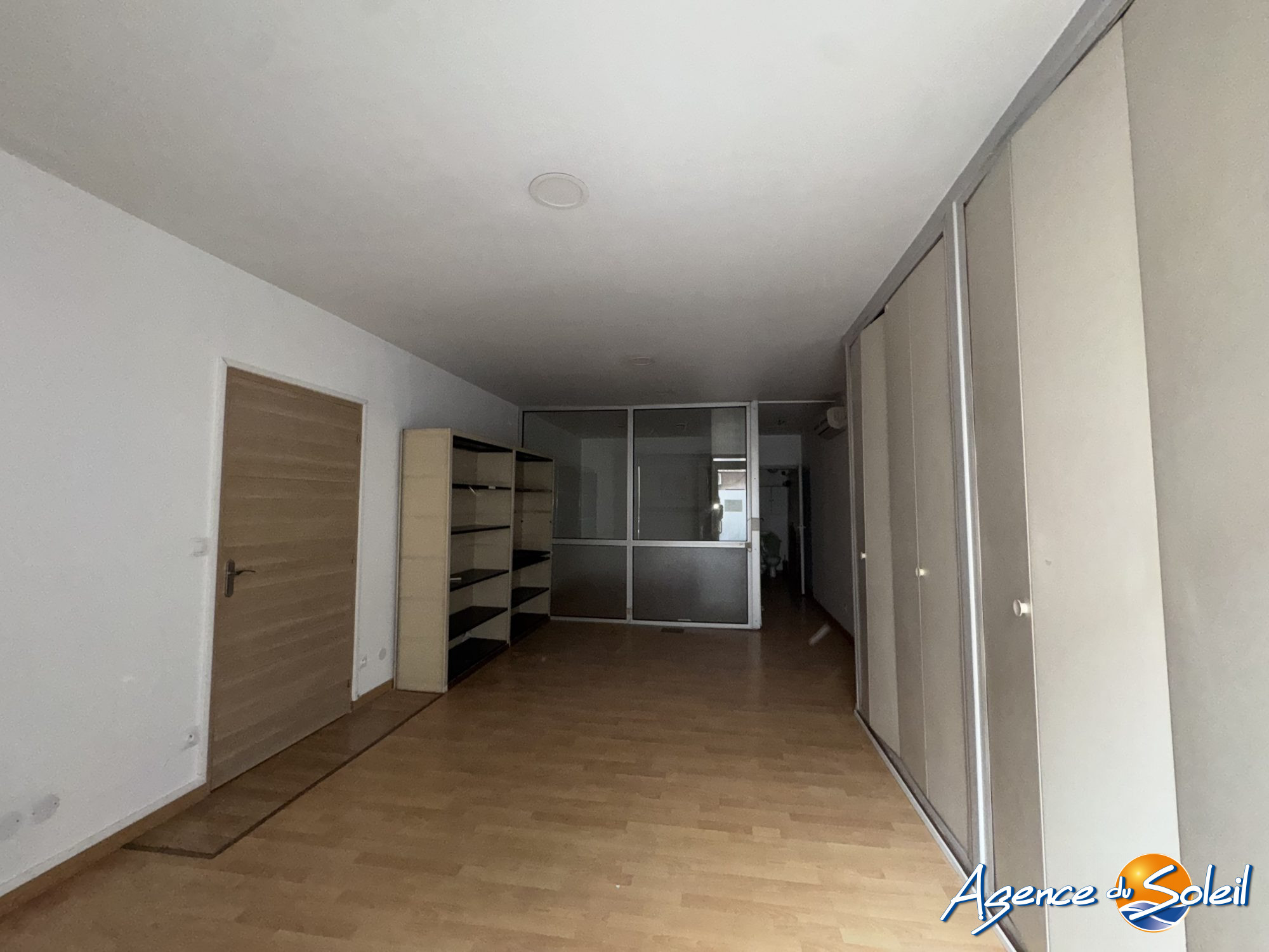 Vue extérieure - Immobilier Pro Béziers (Réf. 09-7756-AGENCEDUSOLEIL)