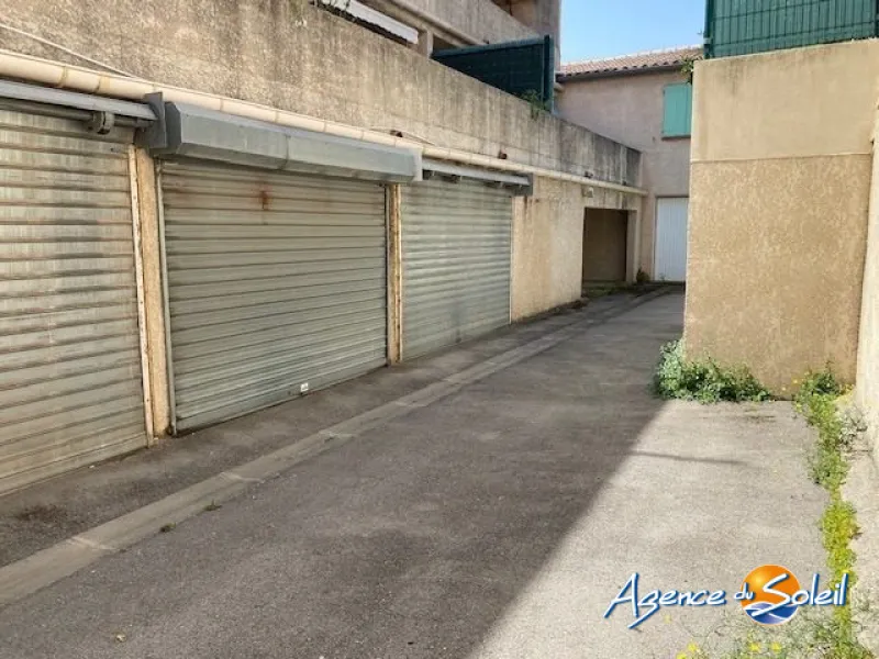 Stationnement à louer à Narbonne - 10 m2