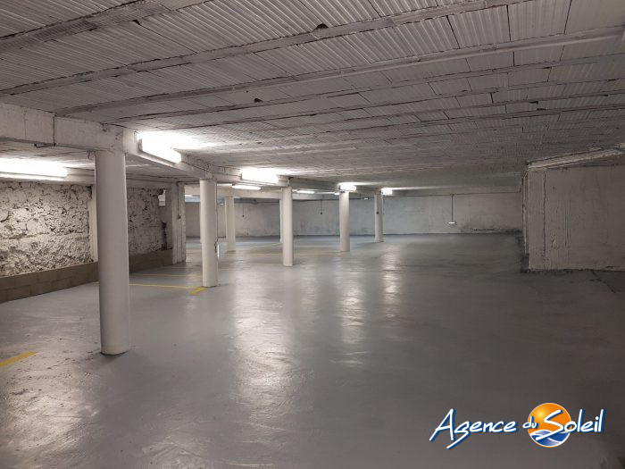 Photo de Garage Parking à louer Narbonne