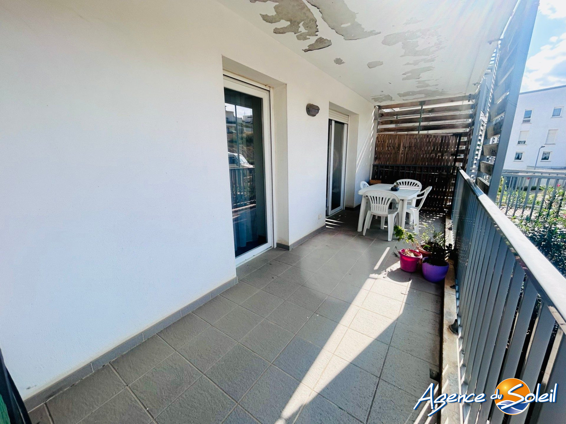 Photo de T2 Terrasse + 2 places de parking privées