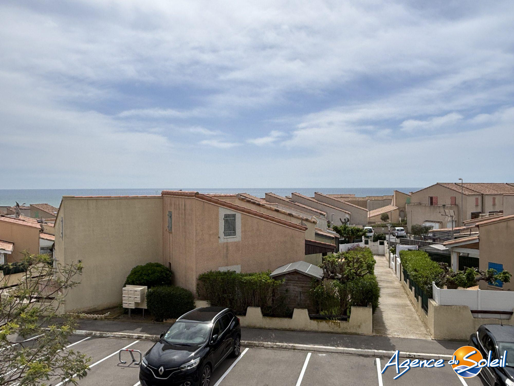 Salle de bain - Appartement Saint-Pierre-la-mer (Réf. 23-10071-AGENCEDUSOLEIL)