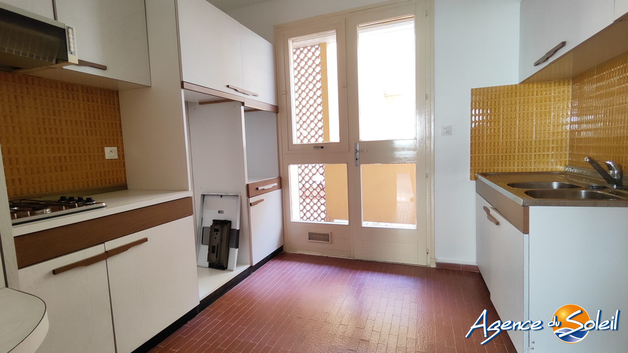 Terrasse - Appartement Béziers (Réf. 38-10084-AGENCEDUSOLEIL)
