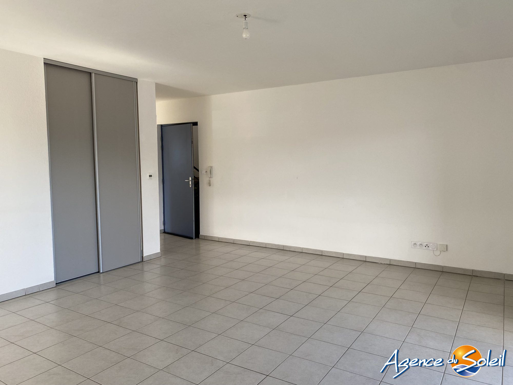Vue intérieure - Appartement Sigean (Réf. 15-10162-AGENCEDUSOLEIL)