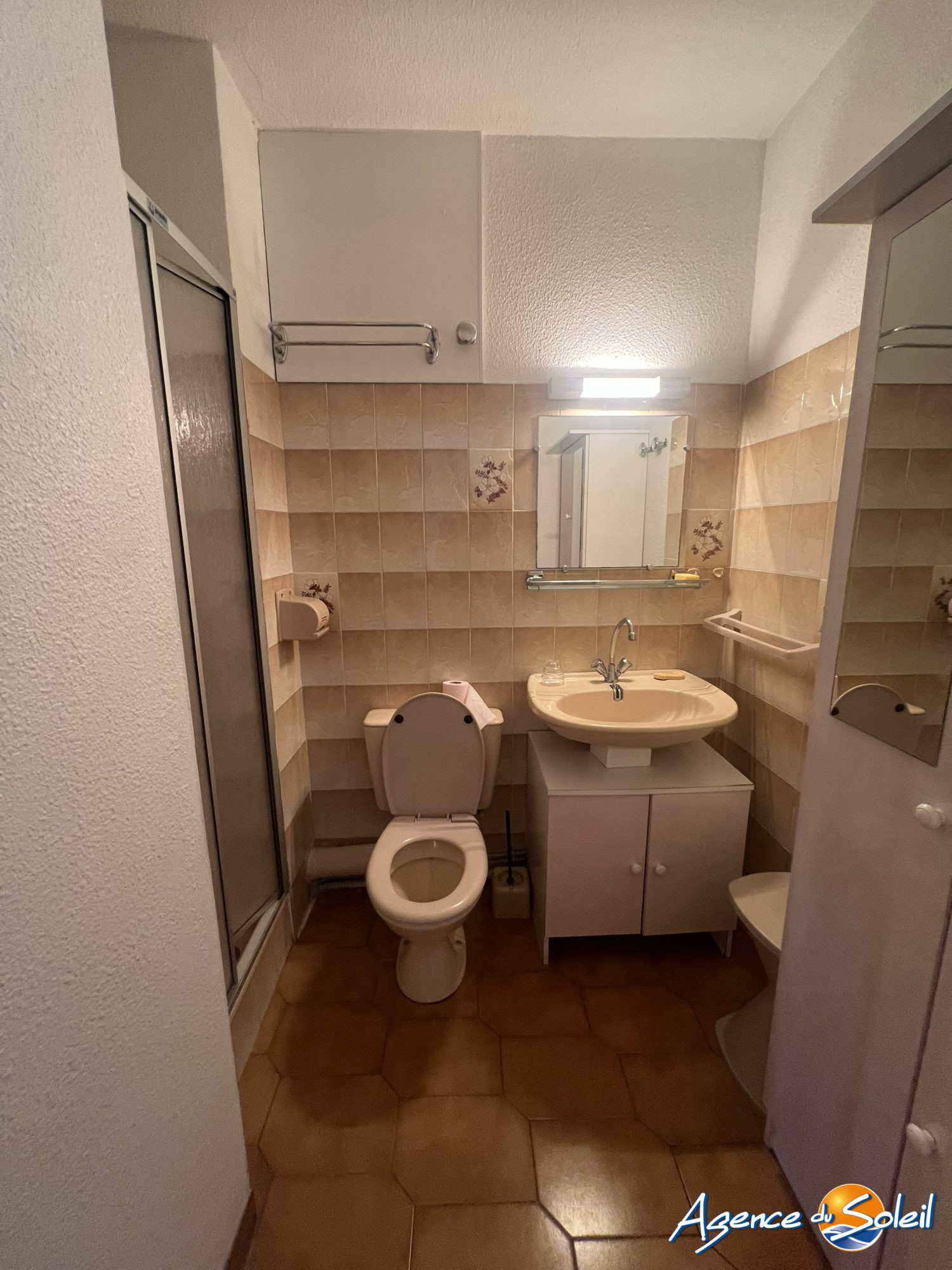 Salle de bain - Appartement Valras-Plage (Réf. 36-10352-AGENCEDUSOLEIL)