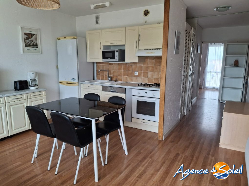 Cuisine - Appartement Saint-Cyprien (Réf. 17-10383-AGENCEDUSOLEIL)