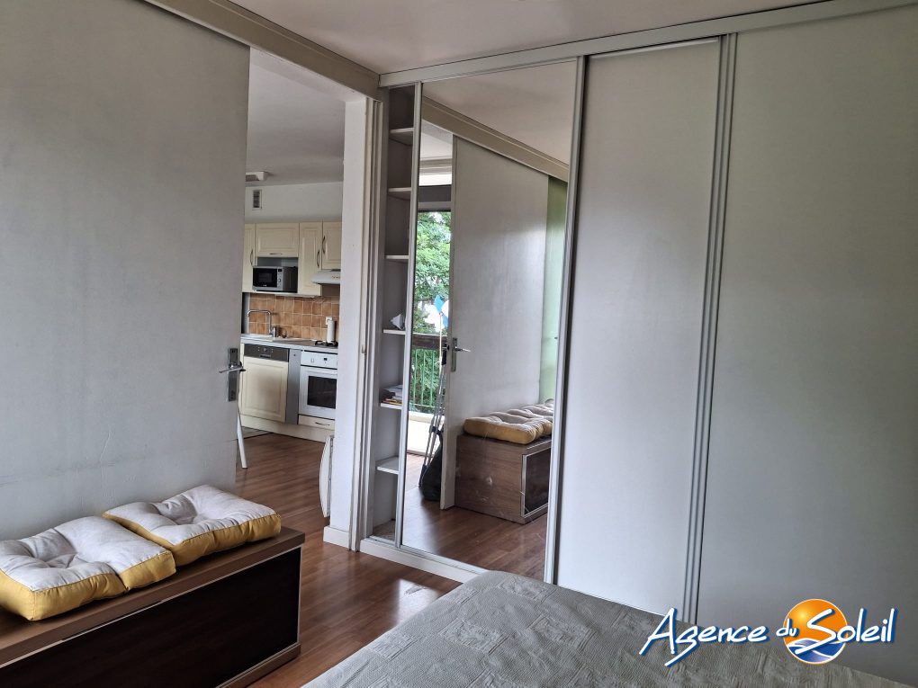 Salle de bain - Appartement Saint-Cyprien (Réf. 17-10383-AGENCEDUSOLEIL)