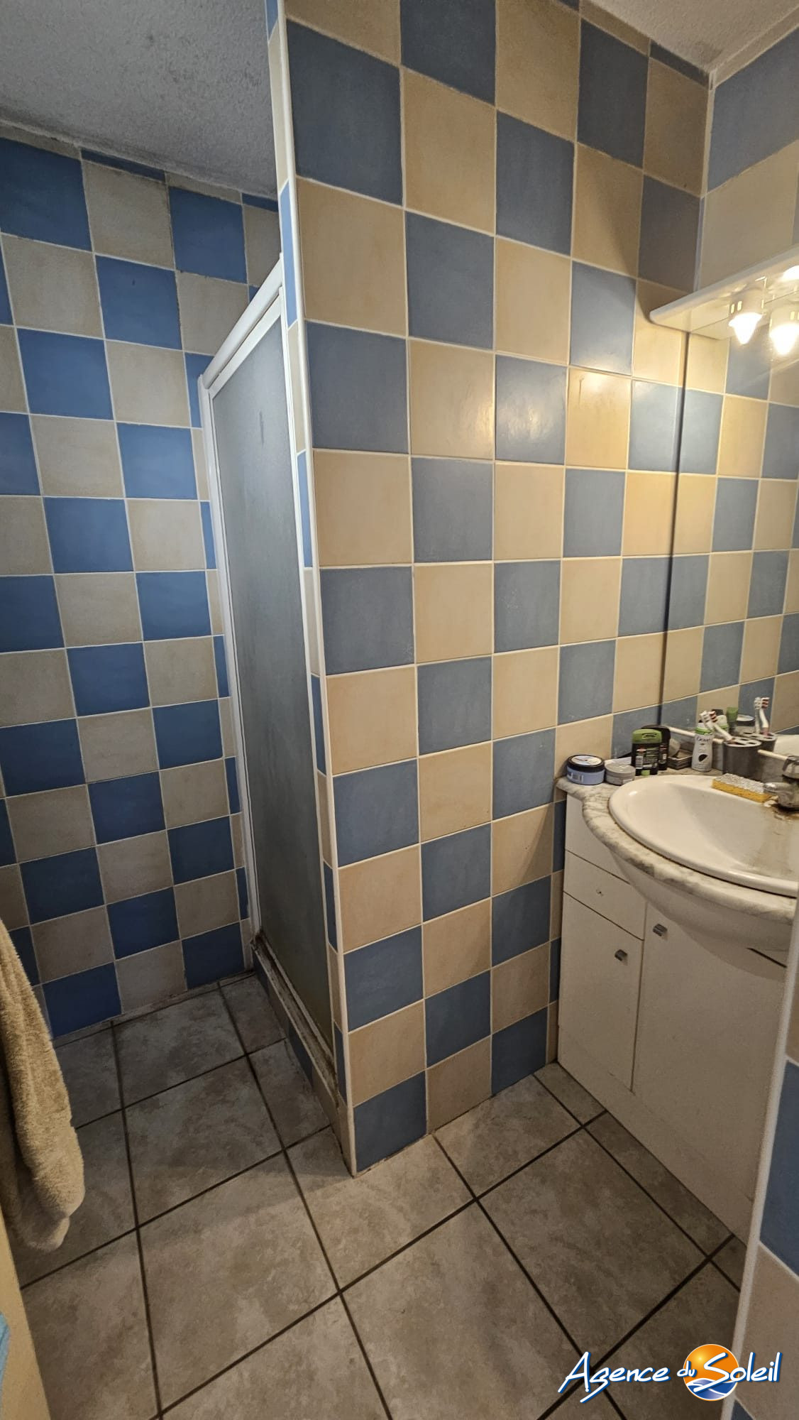 Vue extérieure - Appartement Narbonne (Réf. 11-10399-AGENCEDUSOLEIL)