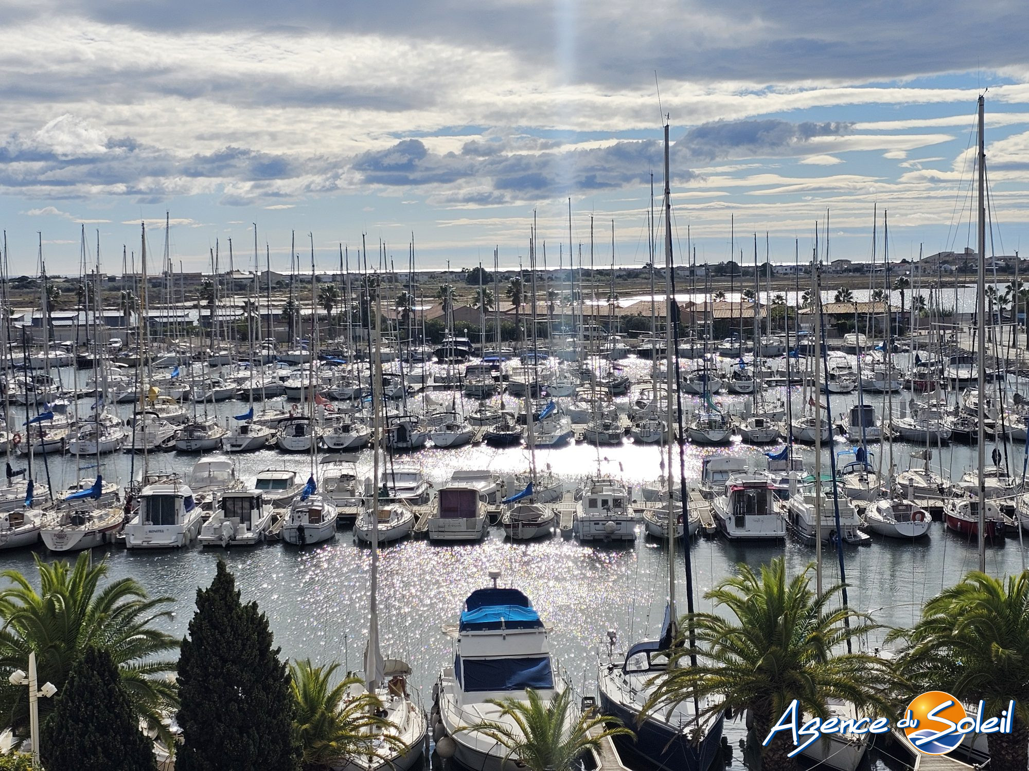 Appartement en vente à Gruissan - Agence du Soleil (Réf. 12-10474-AGENCEDUSOLEIL)