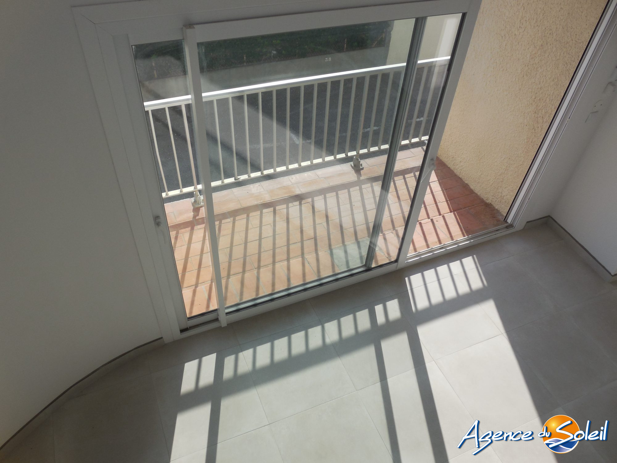 Photo 17 - Appartement Port-la-Nouvelle (Réf. 10-10576-AGENCEDUSOLEIL)