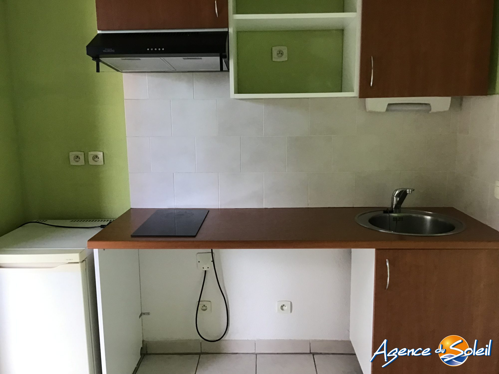 Cuisine - Appartement Claira (Réf. 22-10637-AGENCEDUSOLEIL)