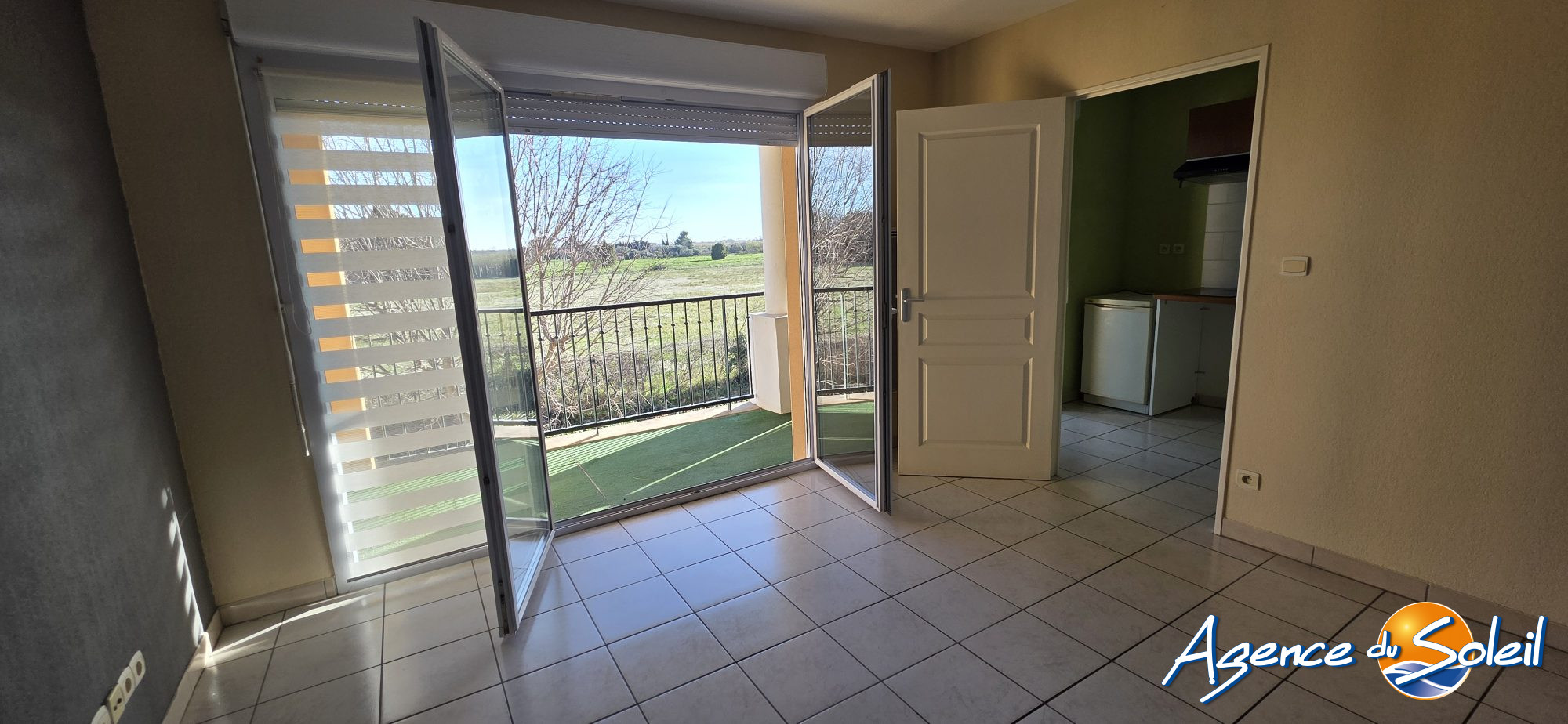 Chambre - Appartement Claira (Réf. 22-10637-AGENCEDUSOLEIL)