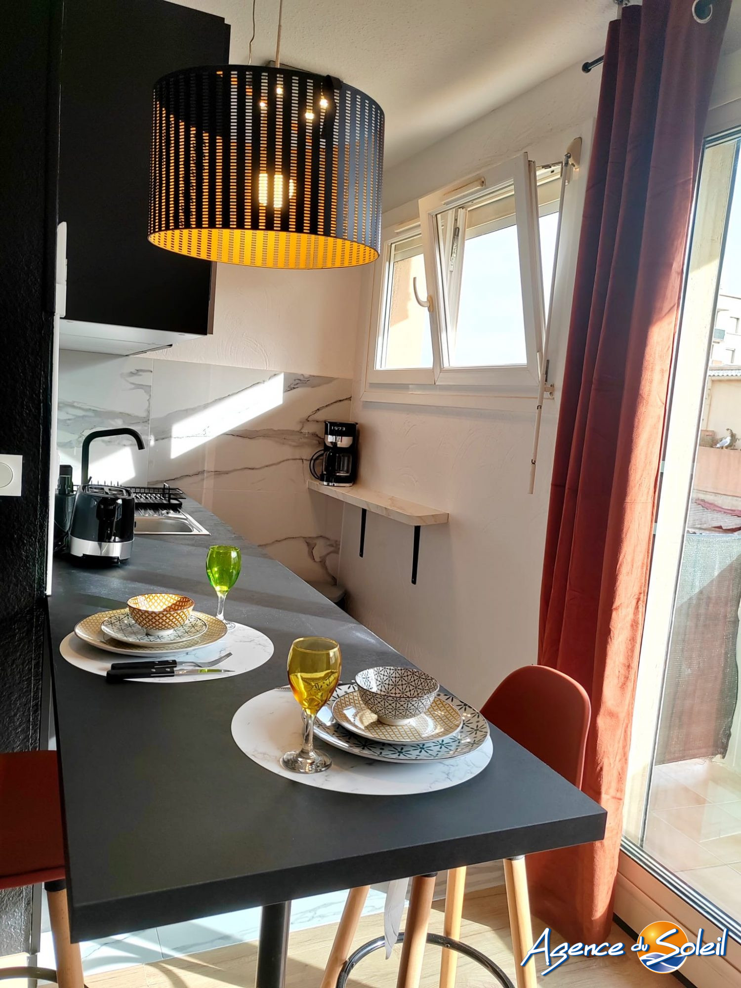 Terrasse - Appartement Narbonne (Réf. 11-10602-AGENCEDUSOLEIL)