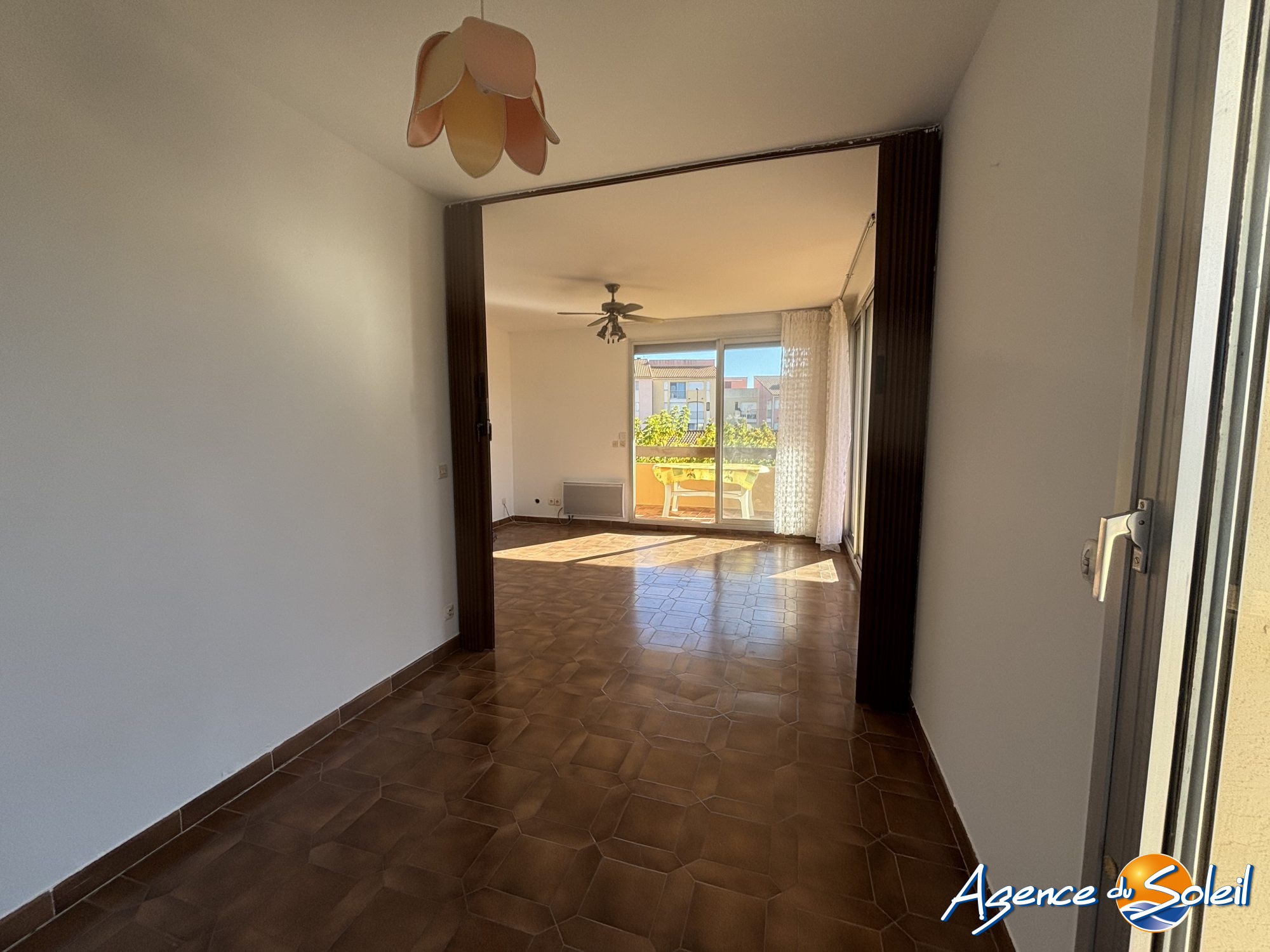 Vue extérieure - Appartement Narbonne-Plage (Réf. 14-10674-AGENCEDUSOLEIL)