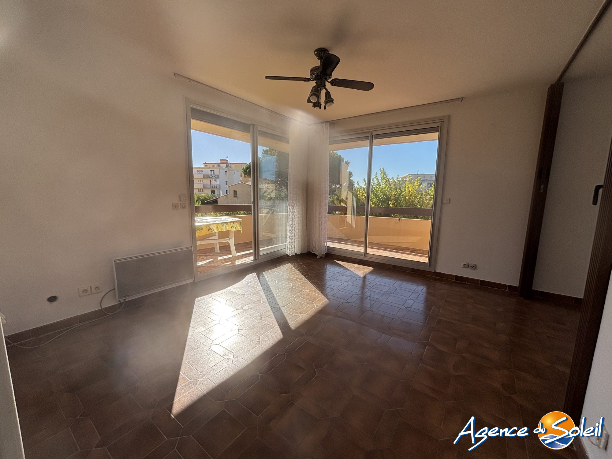 Terrasse - Appartement Narbonne-Plage (Réf. 14-10674-AGENCEDUSOLEIL)