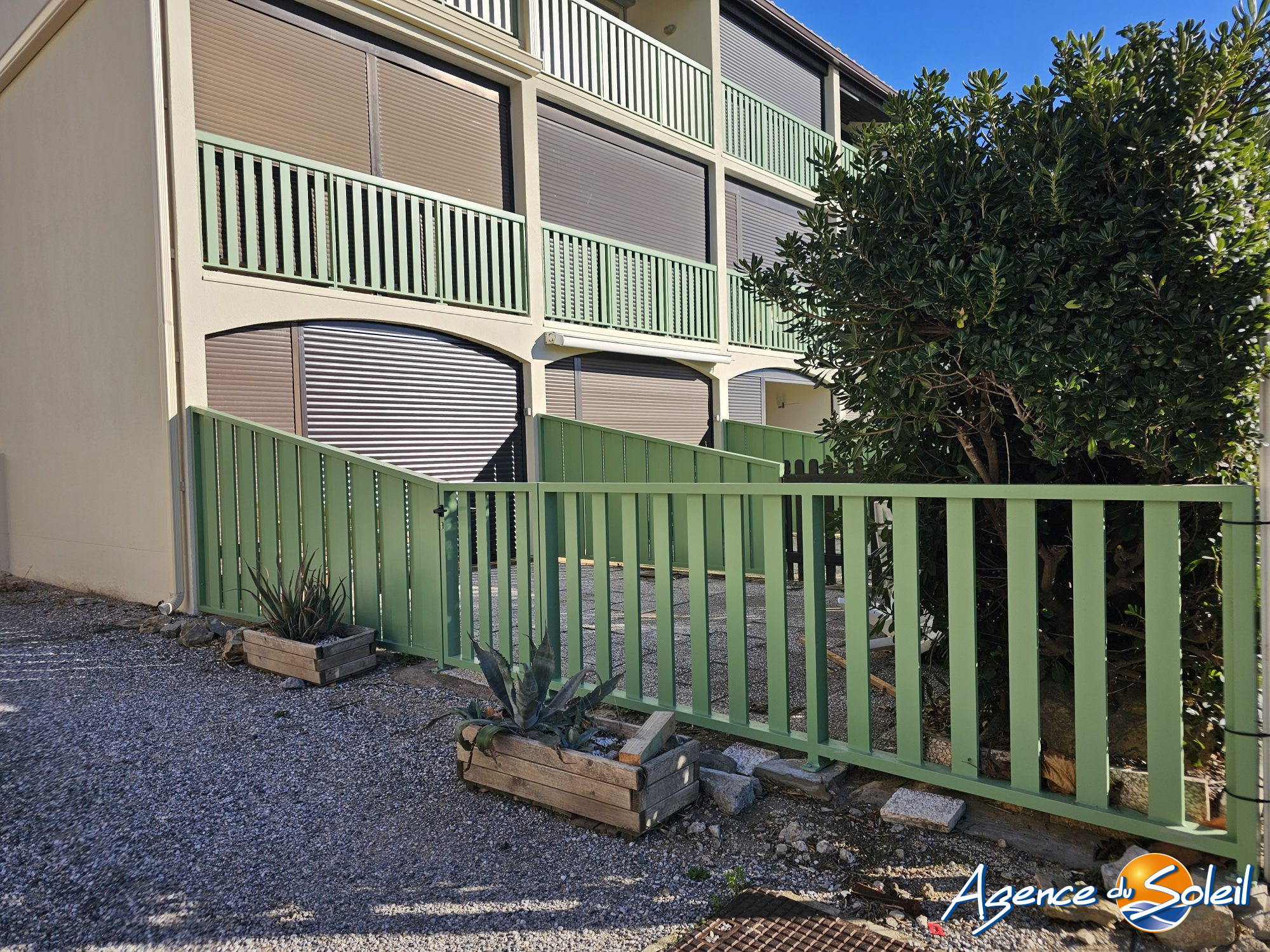 Terrasse - Appartement Gruissan (Réf. 12-10700-AGENCEDUSOLEIL)