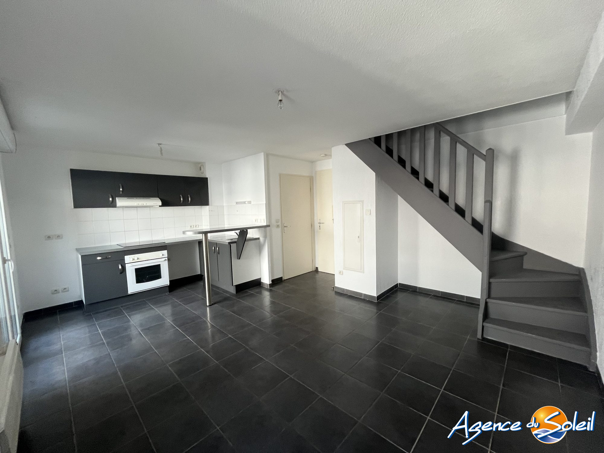 Appartement en vente à Narbonne - Agence du Soleil (Réf. 11-10726-AGENCEDUSOLEIL)