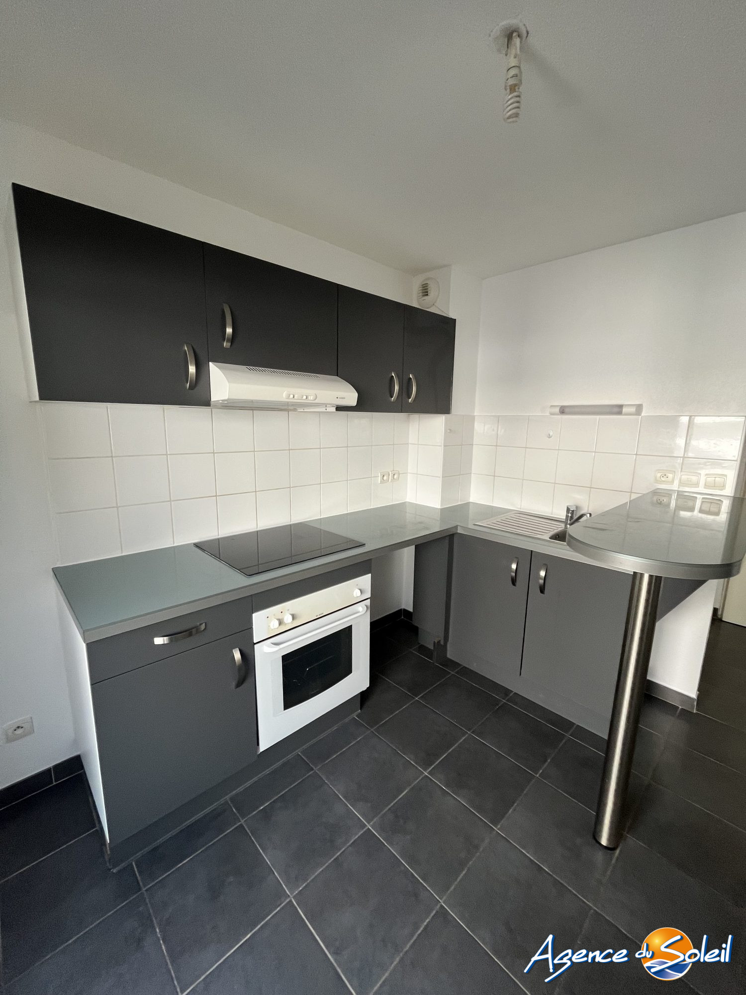 Chambre - Appartement Narbonne (Réf. 11-10726-AGENCEDUSOLEIL)