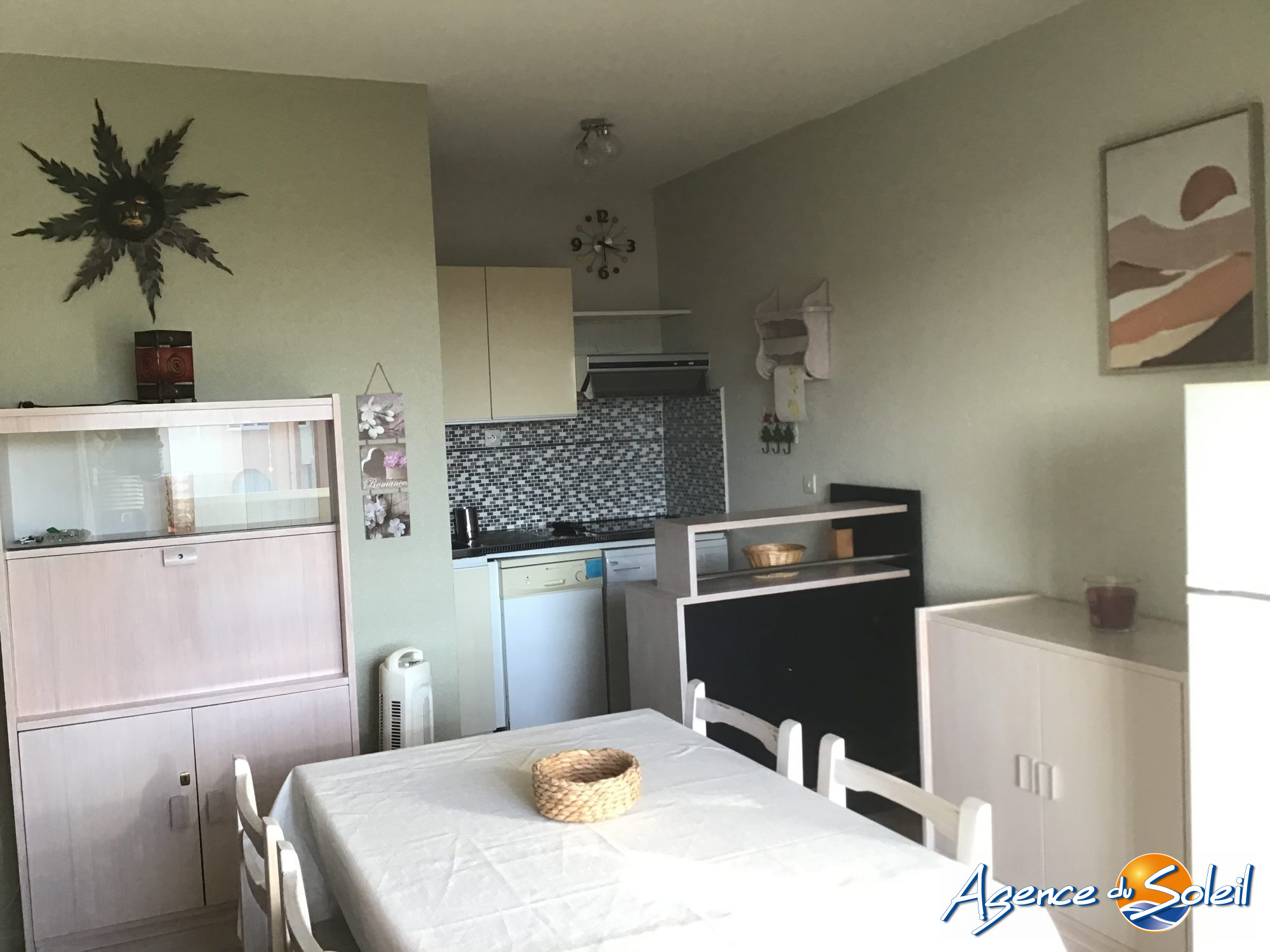 Photo de Direct plage et à 300 m  du Port,appart T2cabine+loggia