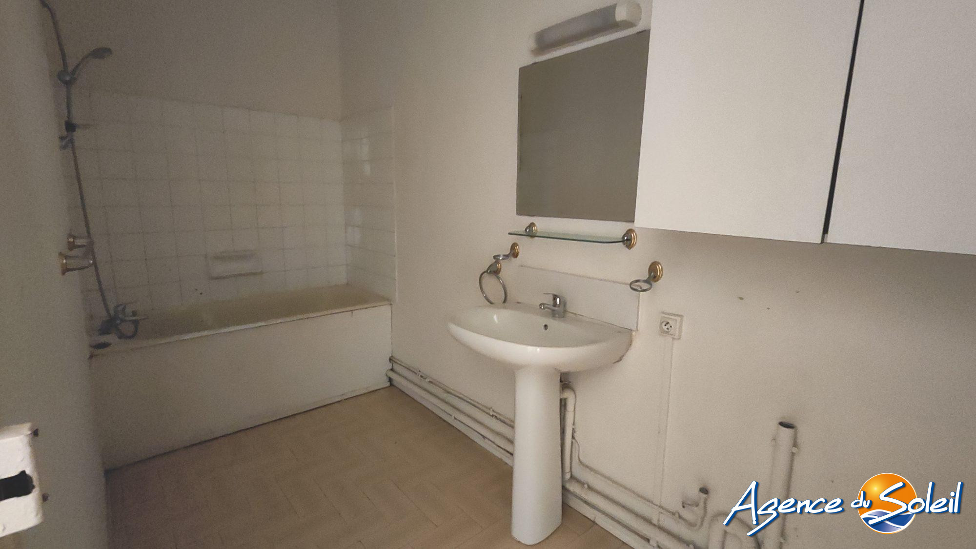 Photo 12 - Appartement Béziers (Réf. 38-10802-AGENCEDUSOLEIL)
