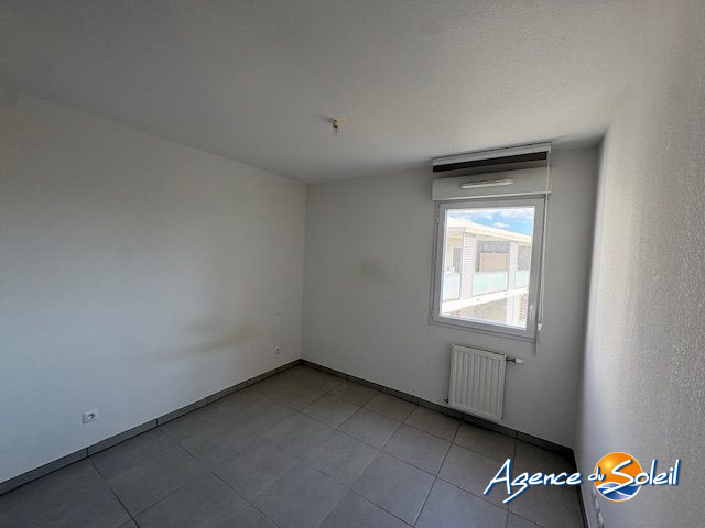 Salle de bain - Appartement Canohès (Réf. 02-10893-AGENCEDUSOLEIL)