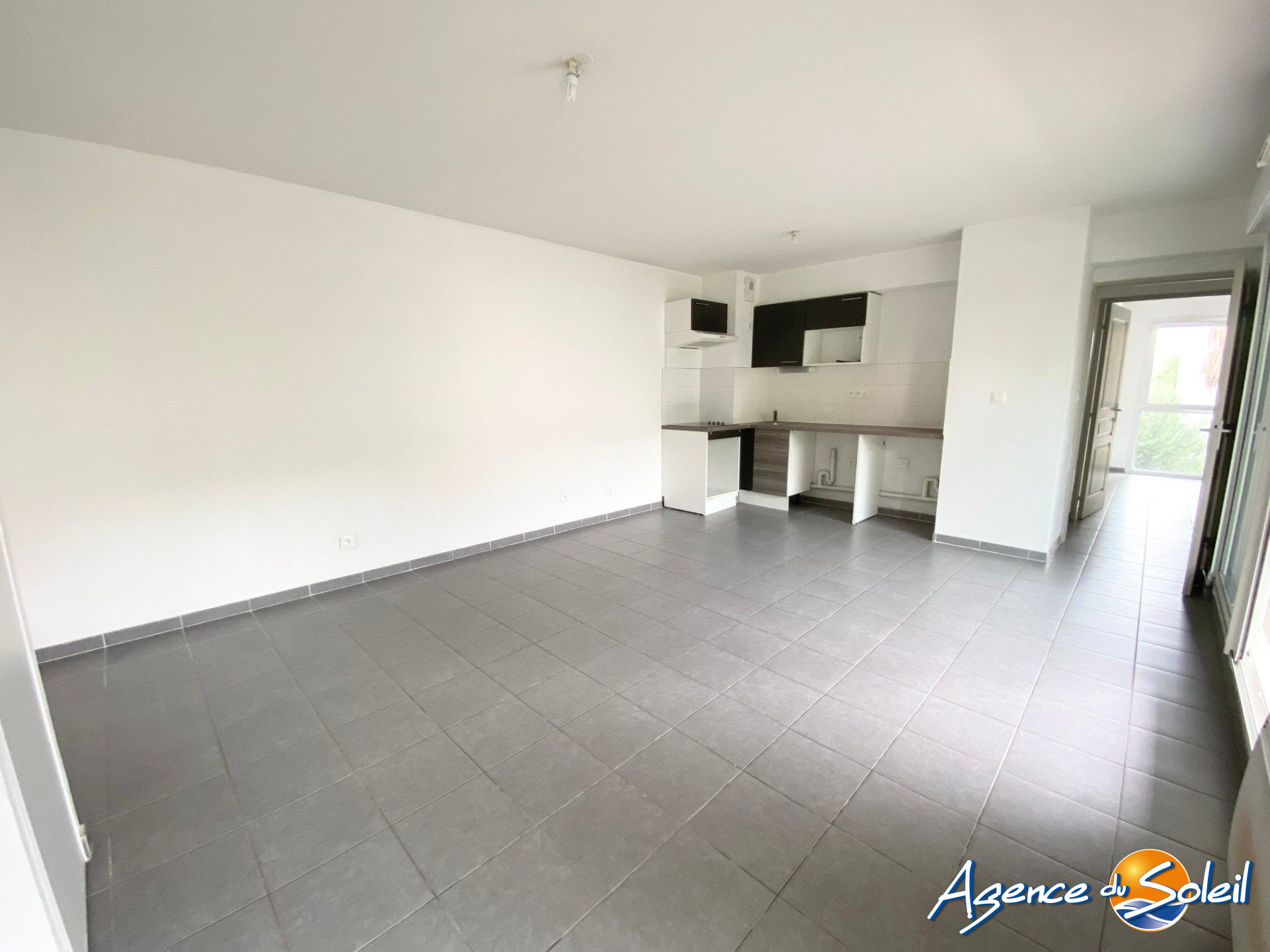 Vue intérieure - Appartement Béziers (Réf. 18-10953-AGENCEDUSOLEIL)