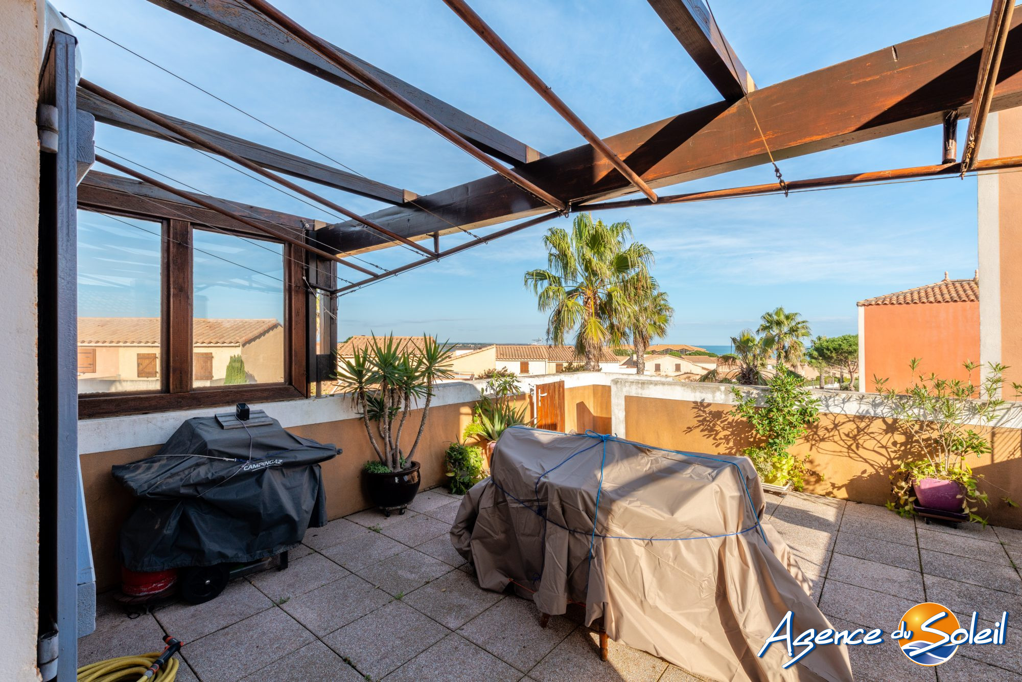 Chambre - Appartement Saint-Pierre-la-mer (Réf. 23-11069-AGENCEDUSOLEIL)