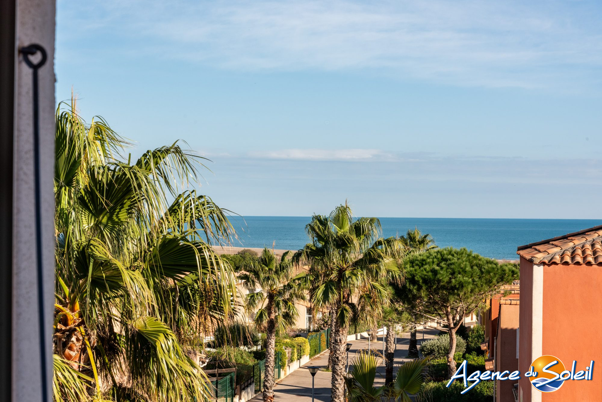 Salle de bain - Appartement Saint-Pierre-la-mer (Réf. 23-11069-AGENCEDUSOLEIL)