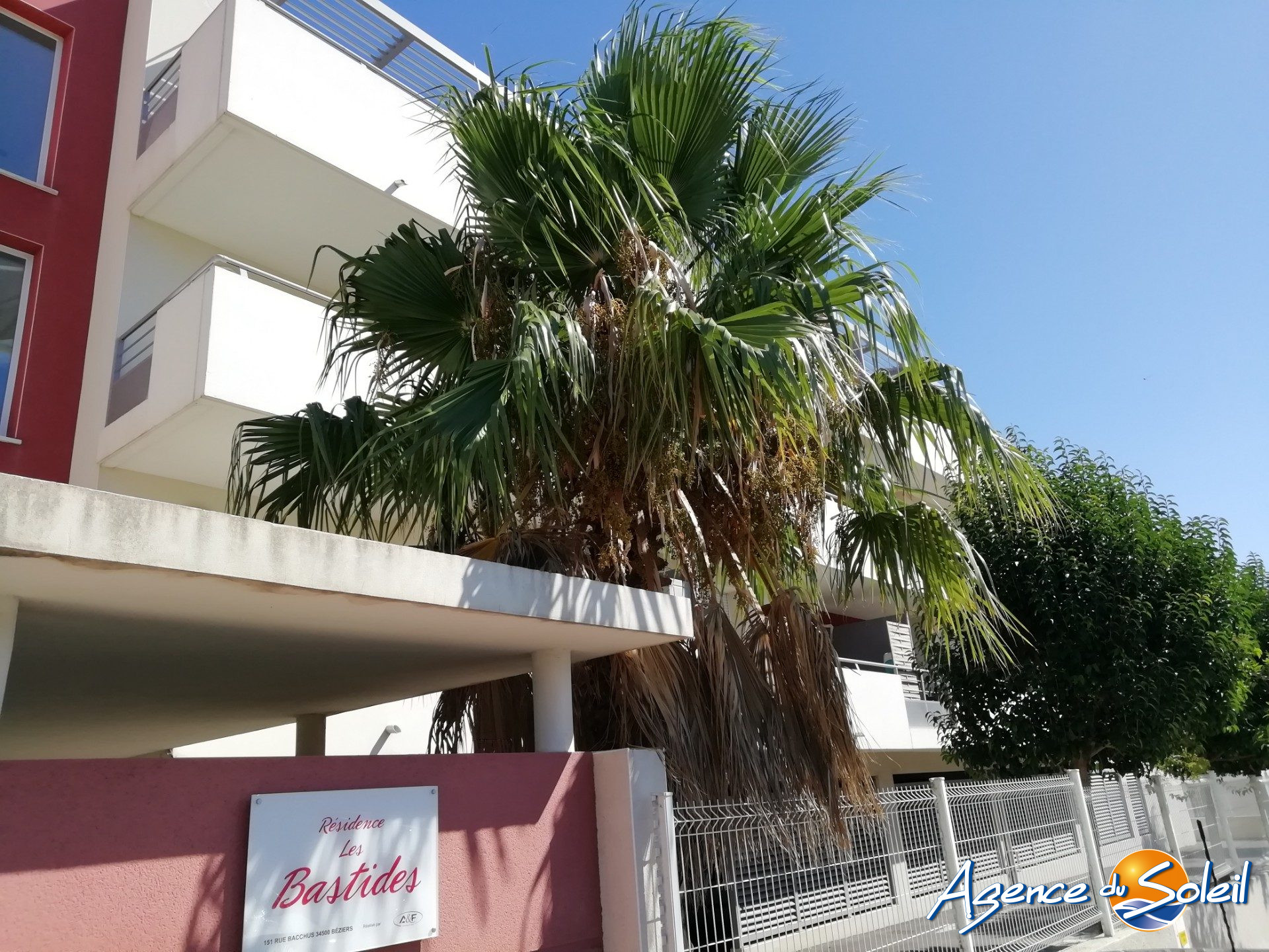 Vue extérieure - Appartement Béziers (Réf. 18-11084-AGENCEDUSOLEIL)