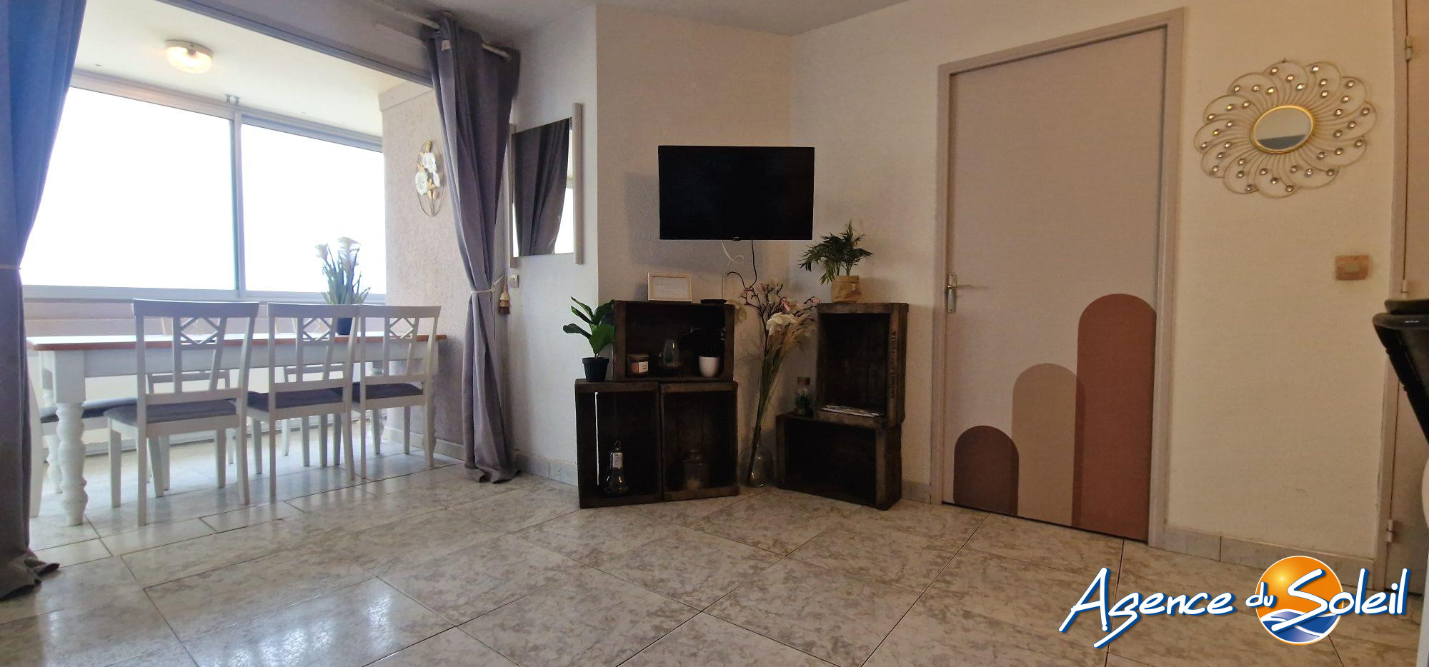 Vue extérieure - Appartement Canet-en-Roussillon (Réf. 19-11089-AGENCEDUSOLEIL)