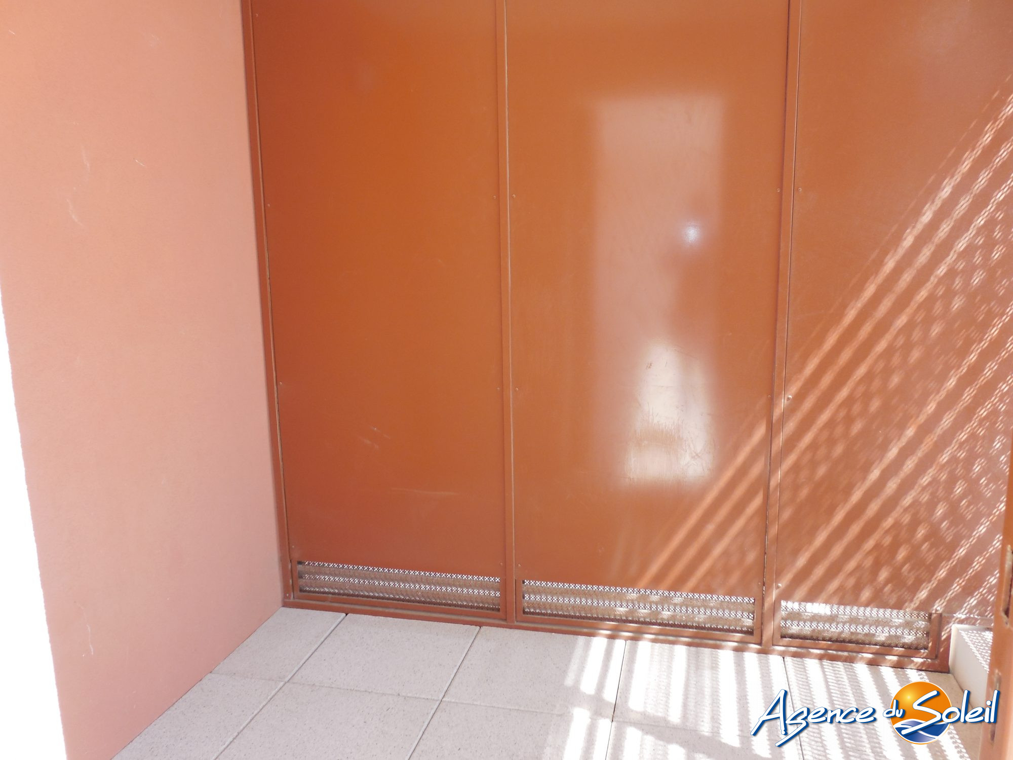 Terrasse - Appartement Port-la-Nouvelle (Réf. 10-11192-AGENCEDUSOLEIL)