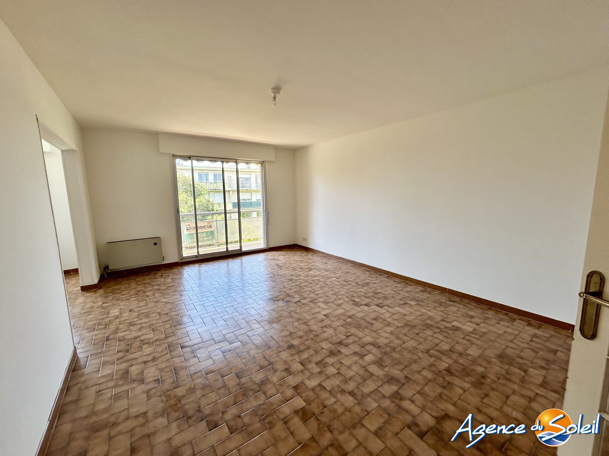 Chambre - Appartement Narbonne (Réf. 29-11206-AGENCEDUSOLEIL)