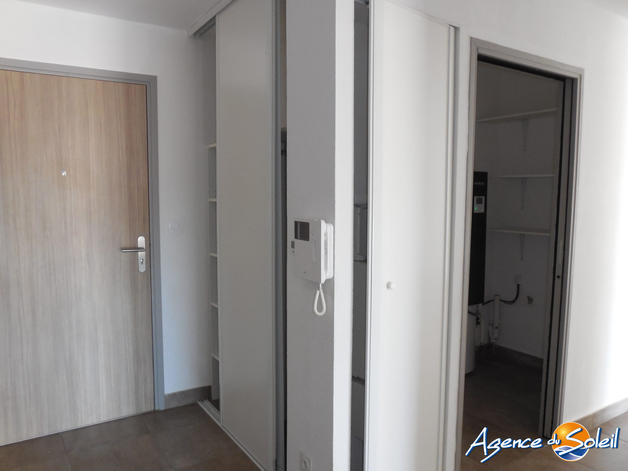 Jardin - Appartement Port-la-Nouvelle (Réf. 10-11237-AGENCEDUSOLEIL)