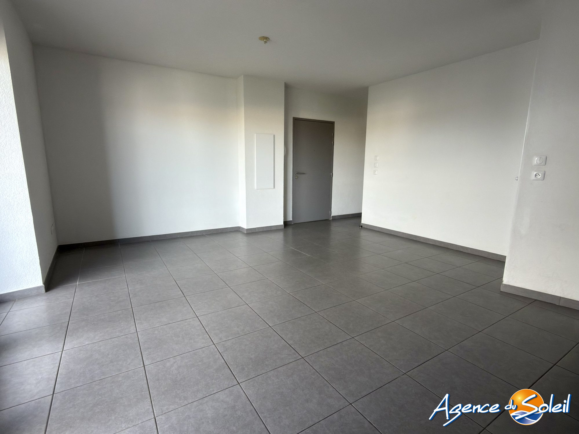Vue extérieure - Appartement Saint-Cyprien (Réf. 20-11234-AGENCEDUSOLEIL)