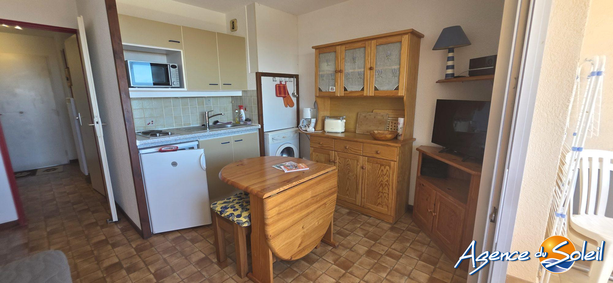 Cuisine - Appartement Saint-Pierre-la-Mer (Réf. 23-11379-AGENCEDUSOLEIL)
