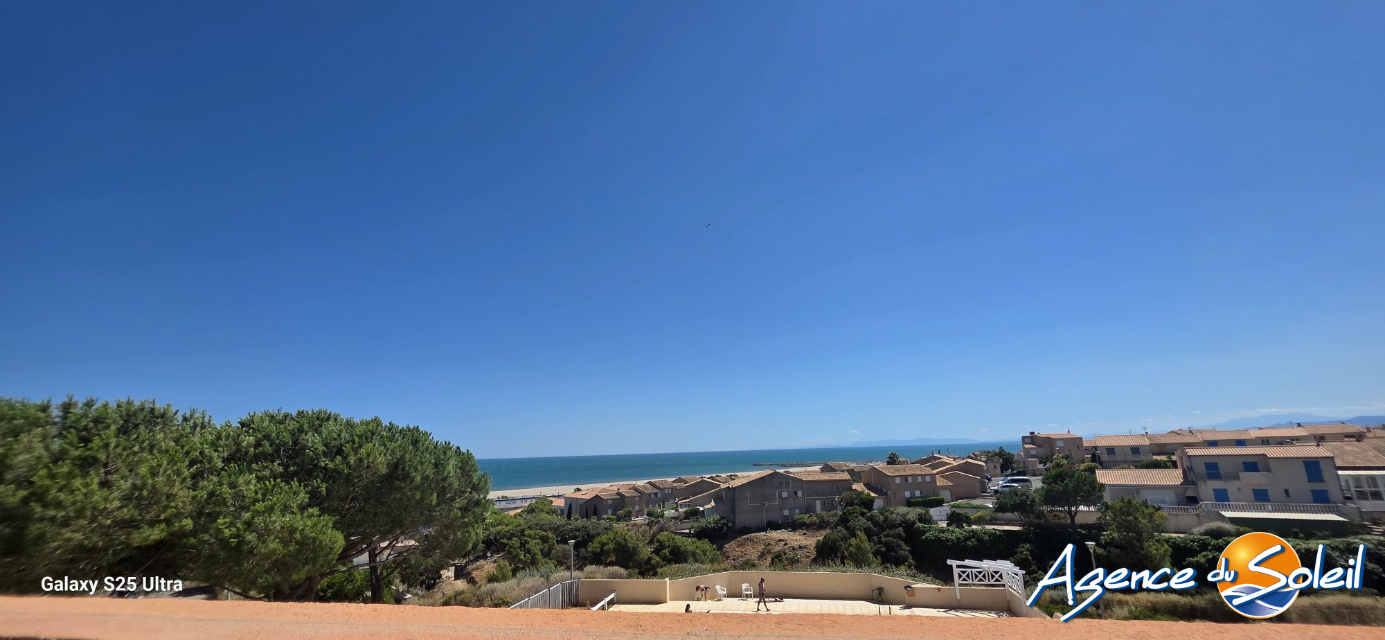 Terrasse - Appartement Saint-Pierre-la-Mer (Réf. 23-11379-AGENCEDUSOLEIL)