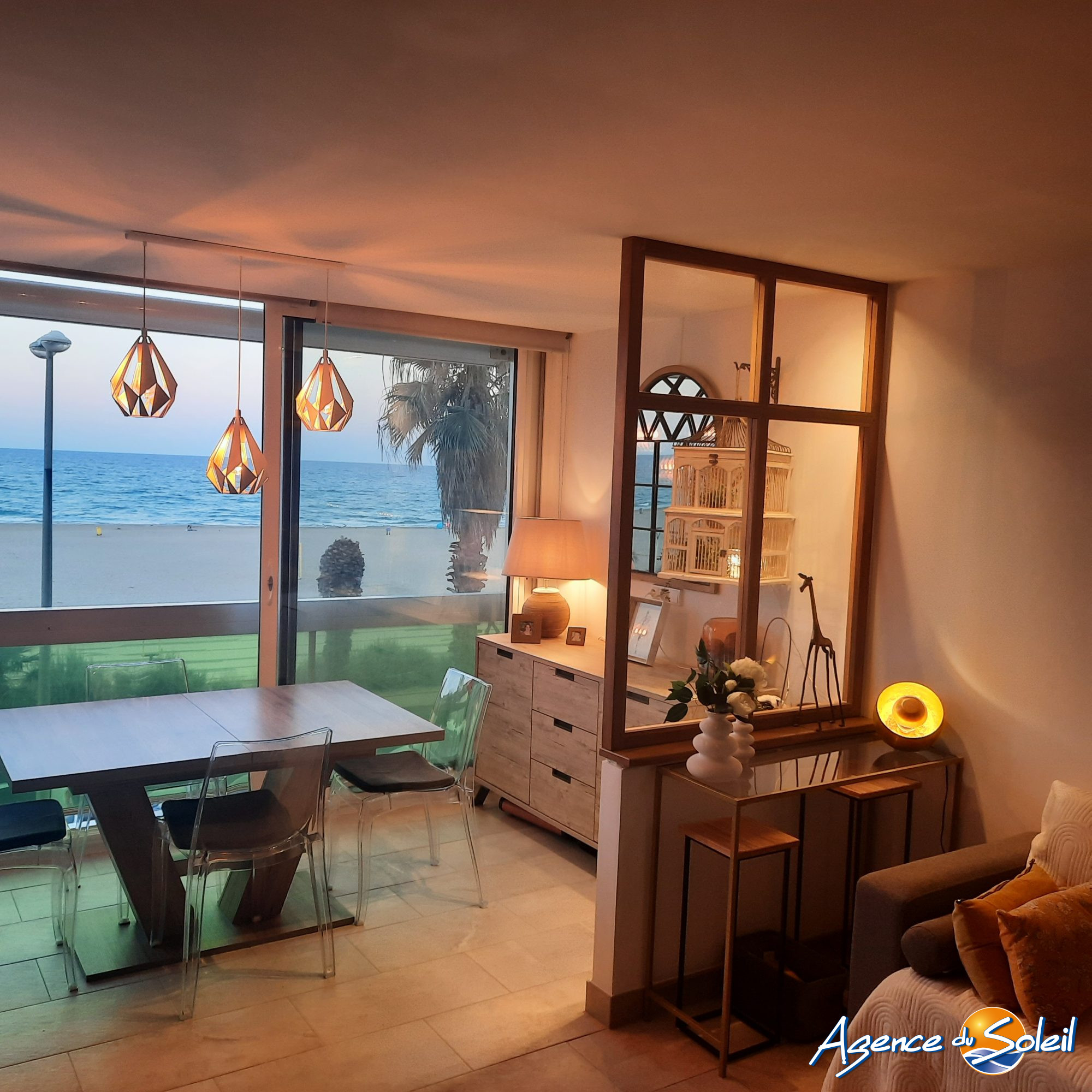 Vue extérieure - Appartement Canet-en-Roussillon (Réf. 19-11318-AGENCEDUSOLEIL)
