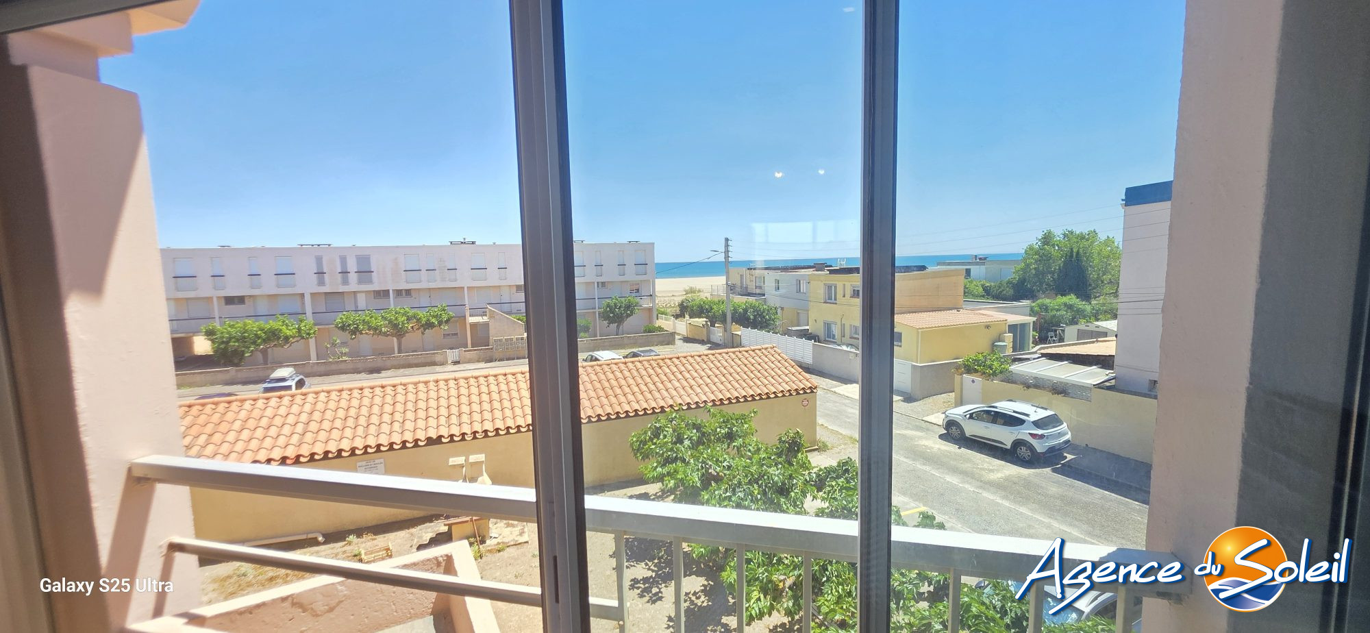 Chambre - Appartement Saint-Pierre-la-Mer (Réf. 23-11332-AGENCEDUSOLEIL)