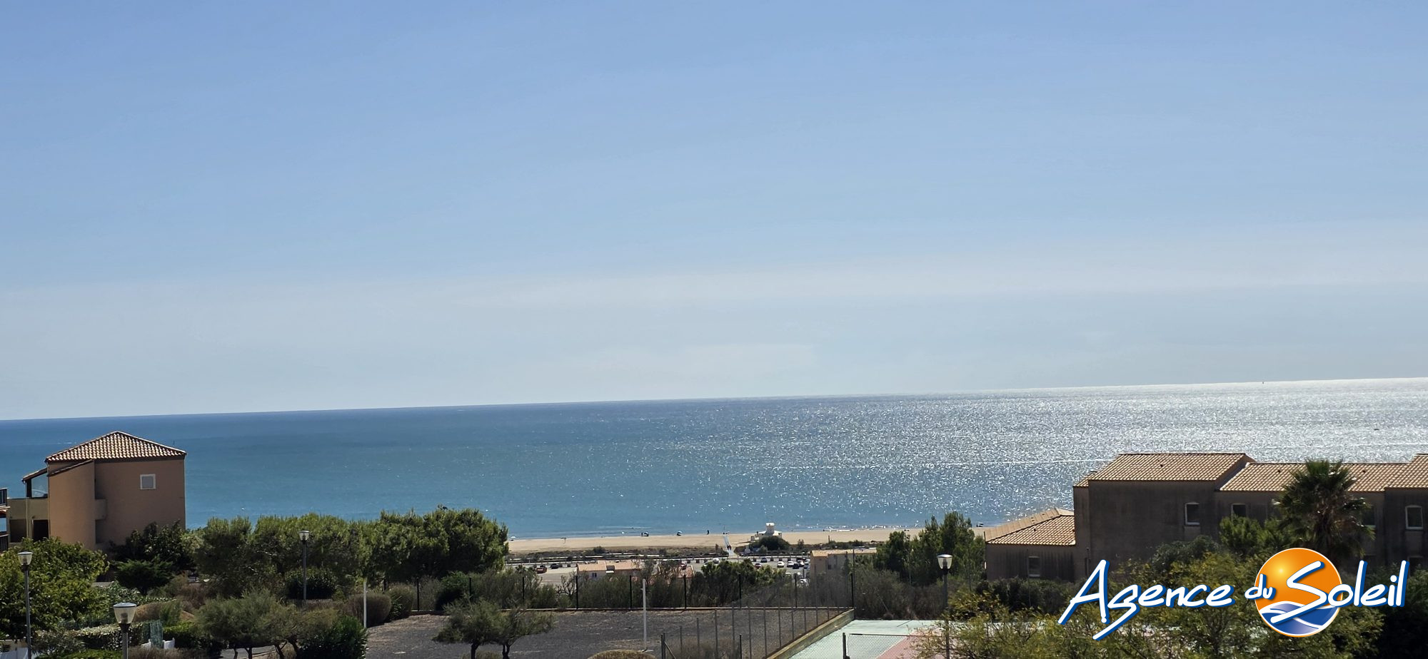 Appartement en vente à Saint-Pierre-la-Mer - Agence du Soleil (Réf. 23-11666-AGENCEDUSOLEIL)