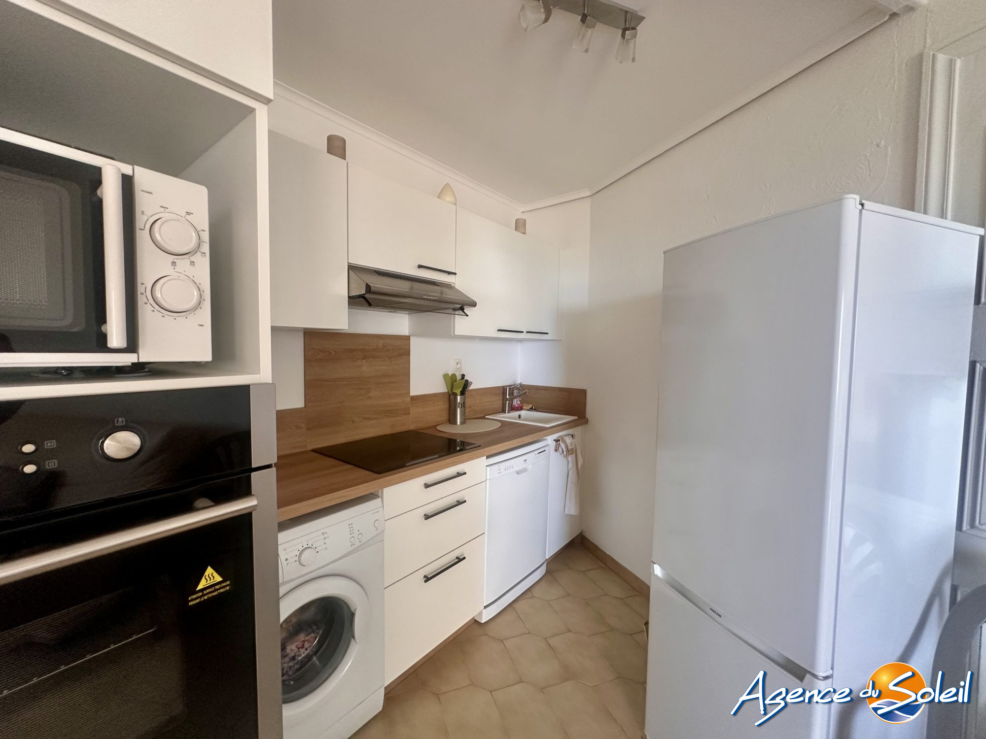 Chambre - Appartement Canet-en-Roussillon (Réf. 19-11412-AGENCEDUSOLEIL)